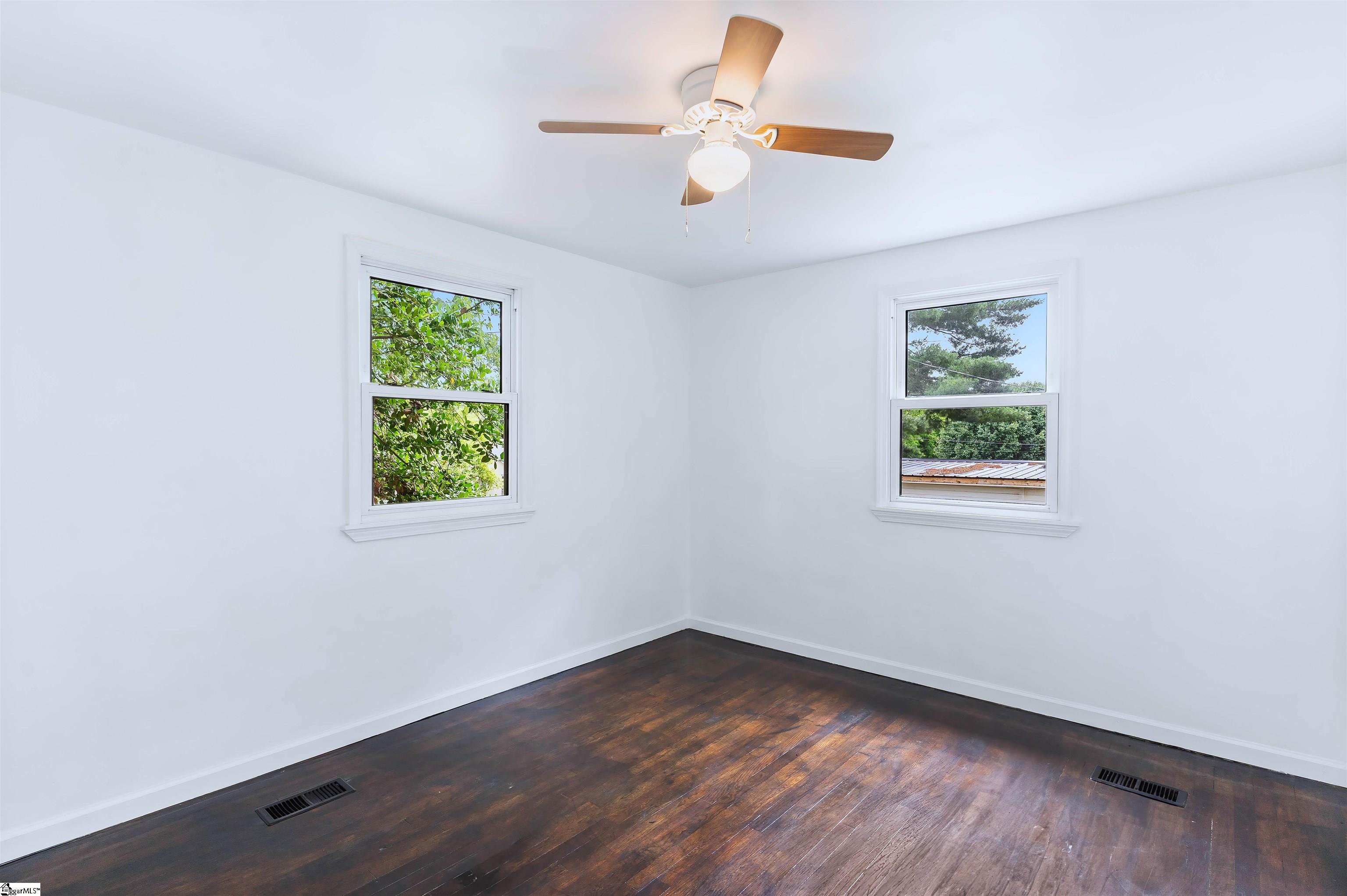 5 Yellowstone Drive Greenville, SC 29617