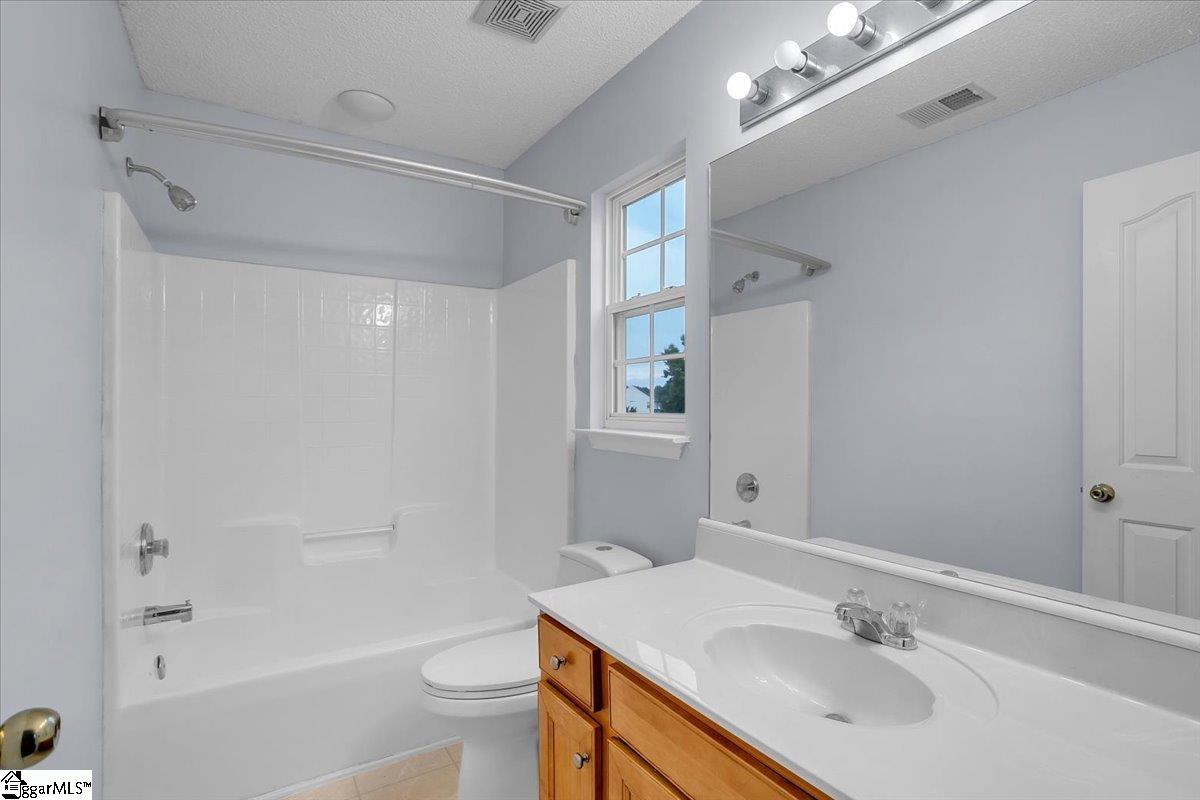 316 Stillwater Drive Simpsonville, SC 29681