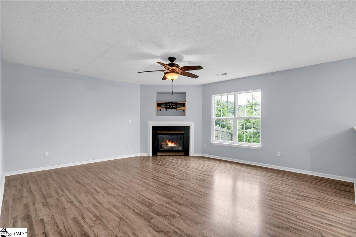316 Stillwater Drive Simpsonville, SC 29681