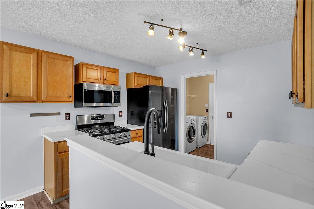 316 Stillwater Drive Simpsonville, SC 29681
