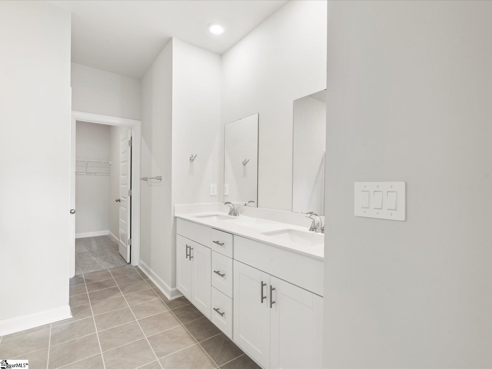 1628 Erindale Drive Wellford, SC 29385