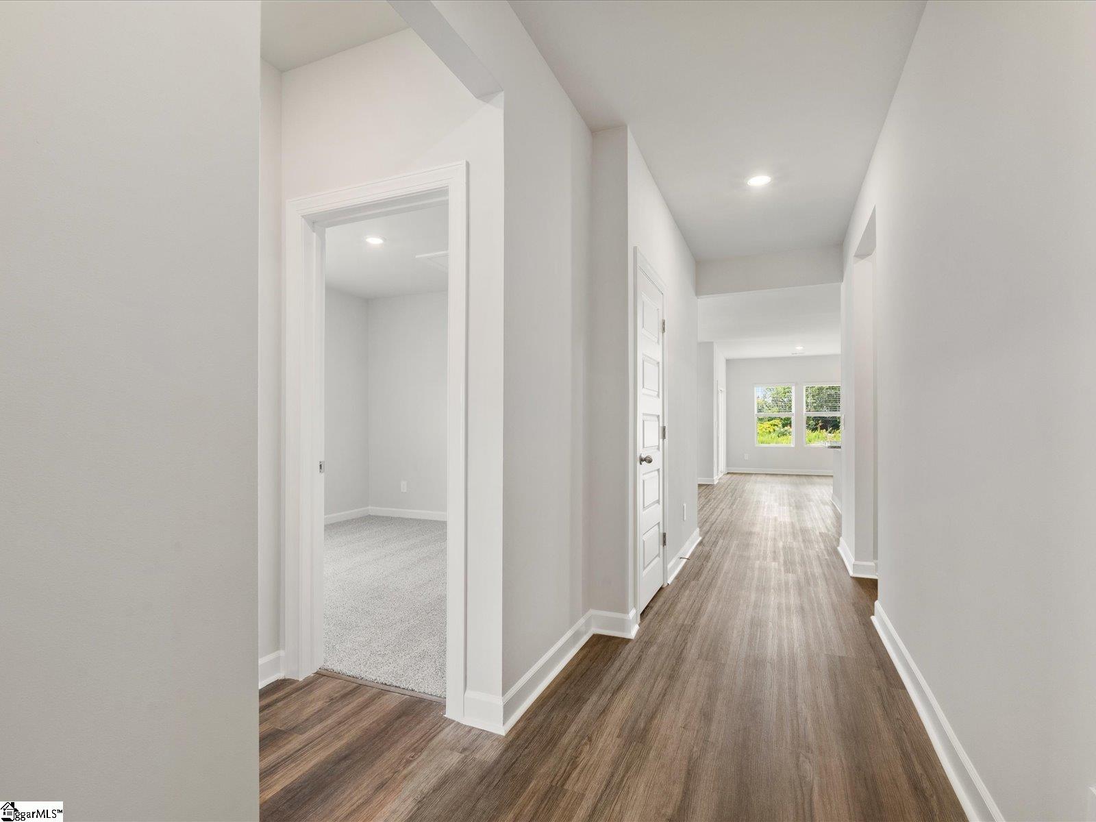 1628 Erindale Drive Wellford, SC 29385