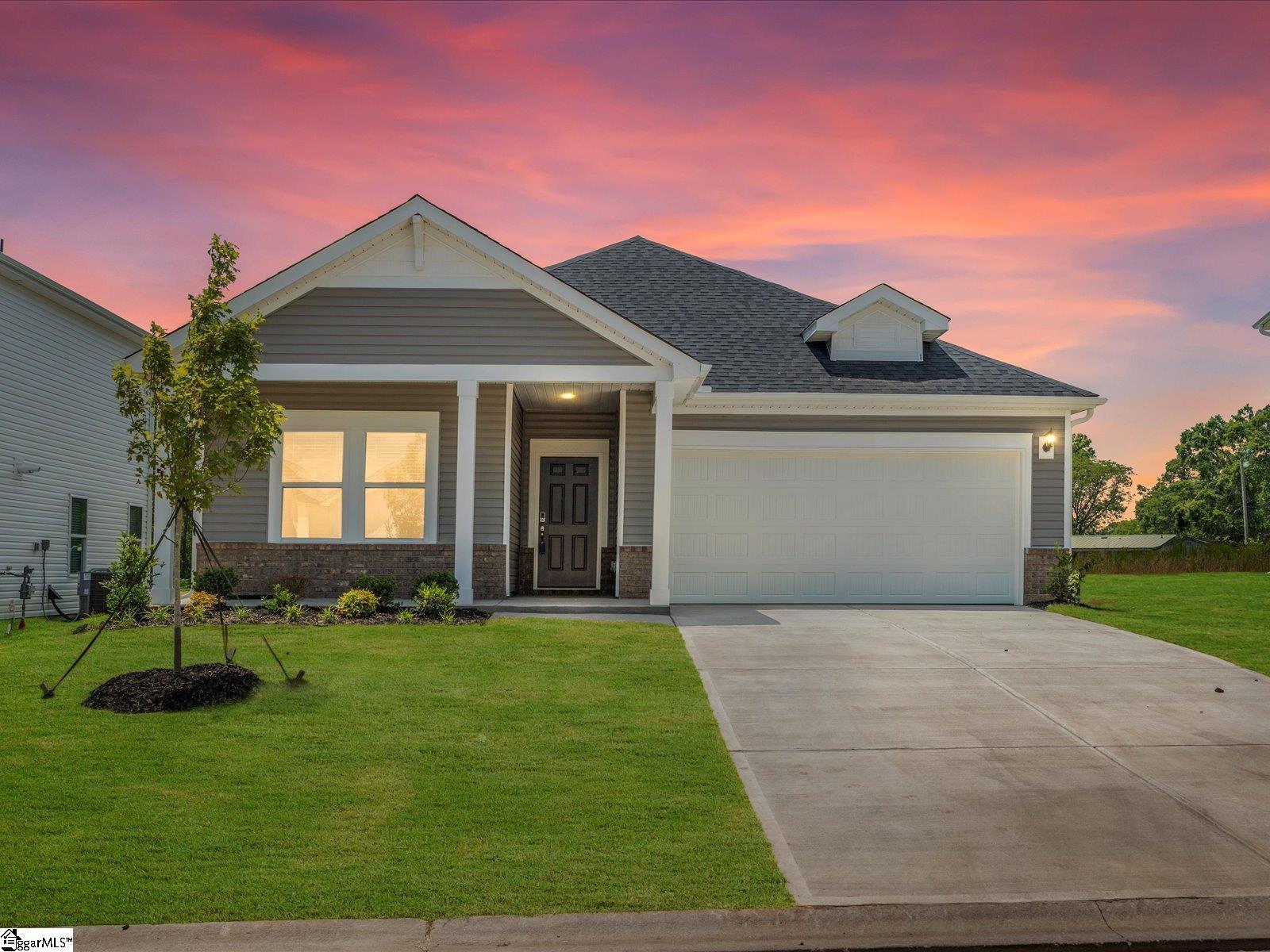 1628 Erindale Drive Wellford, SC 29385