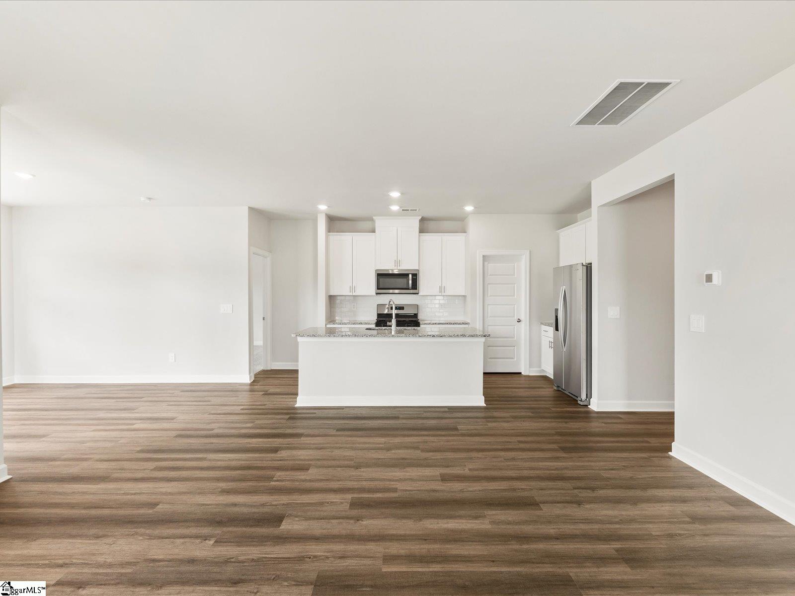 1628 Erindale Drive Wellford, SC 29385