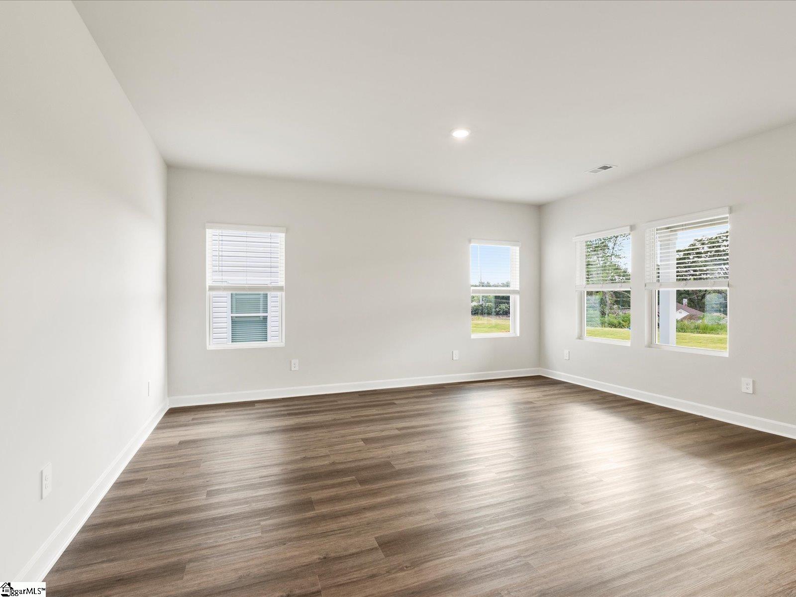 1628 Erindale Drive Wellford, SC 29385