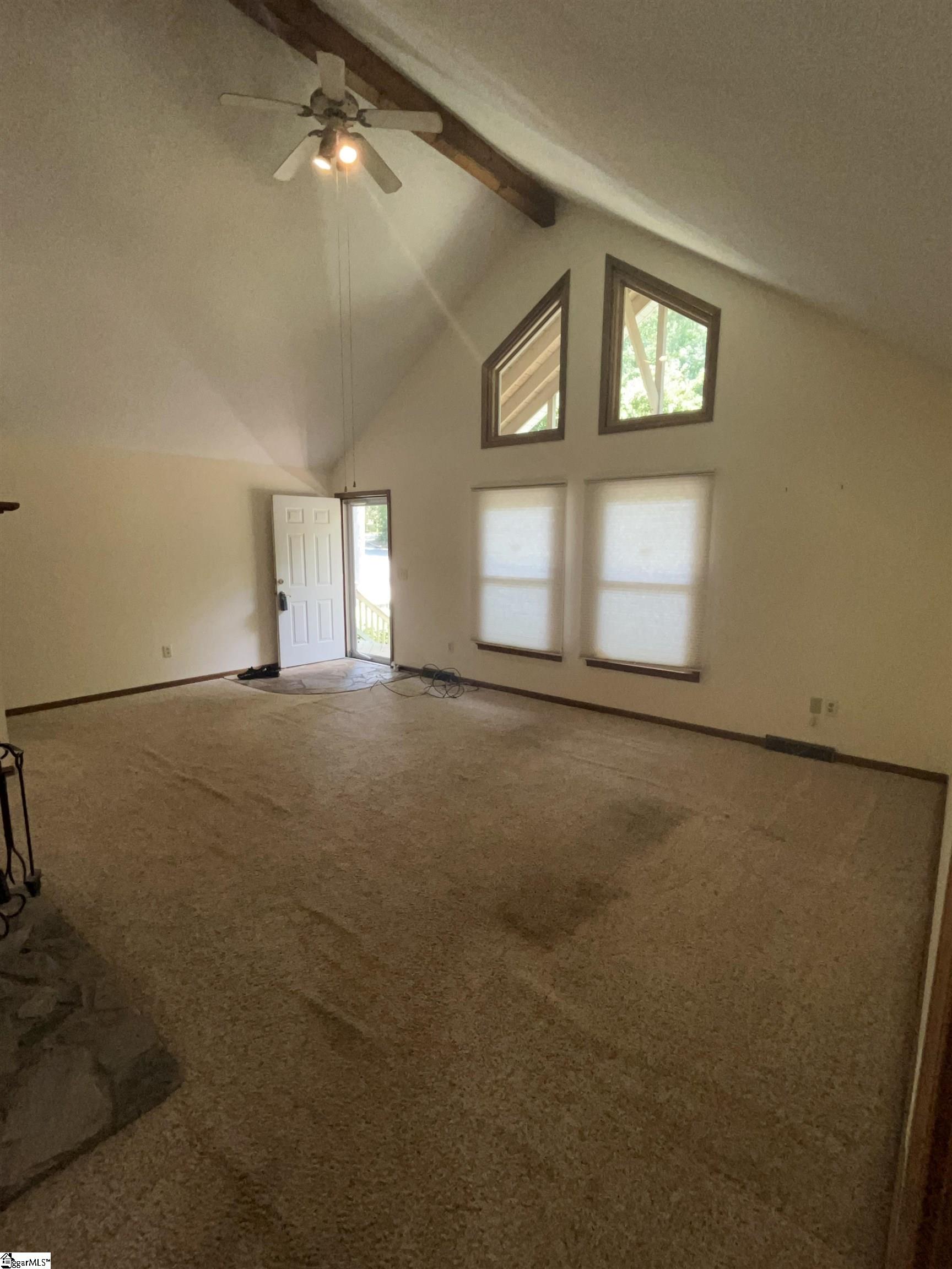 106 Stonegate Court Simpsonville, SC 29681