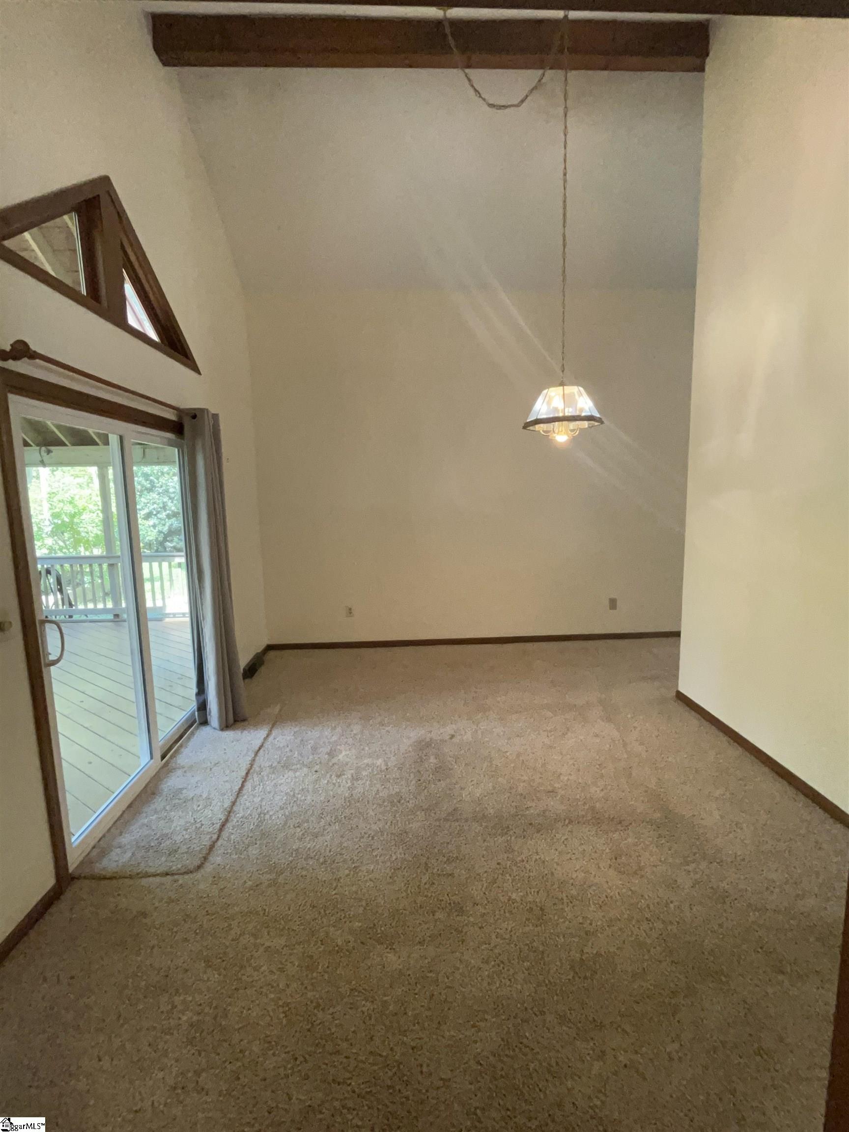 106 Stonegate Court Simpsonville, SC 29681