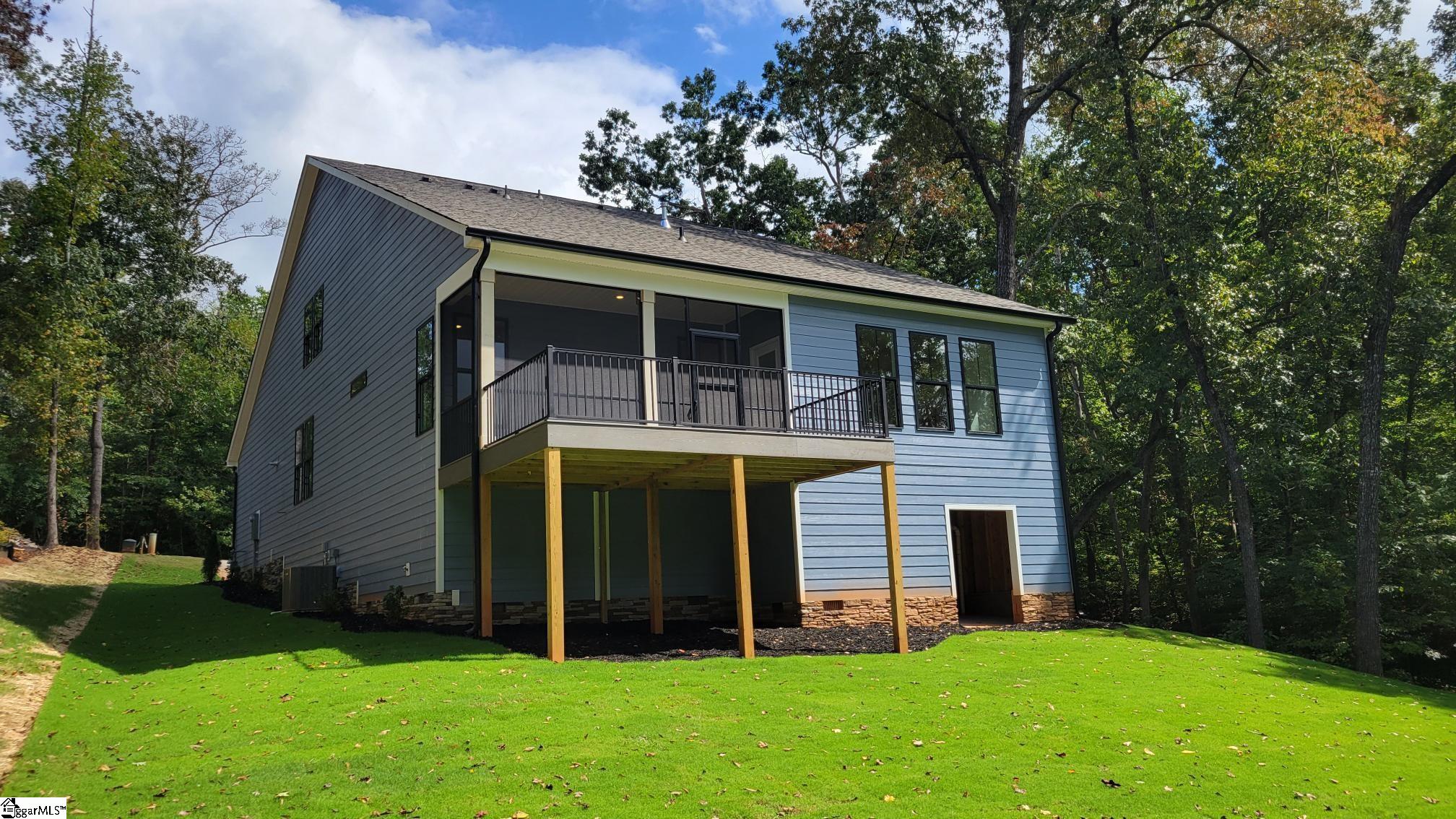 602 Cross Creek Drive Seneca, SC 29678