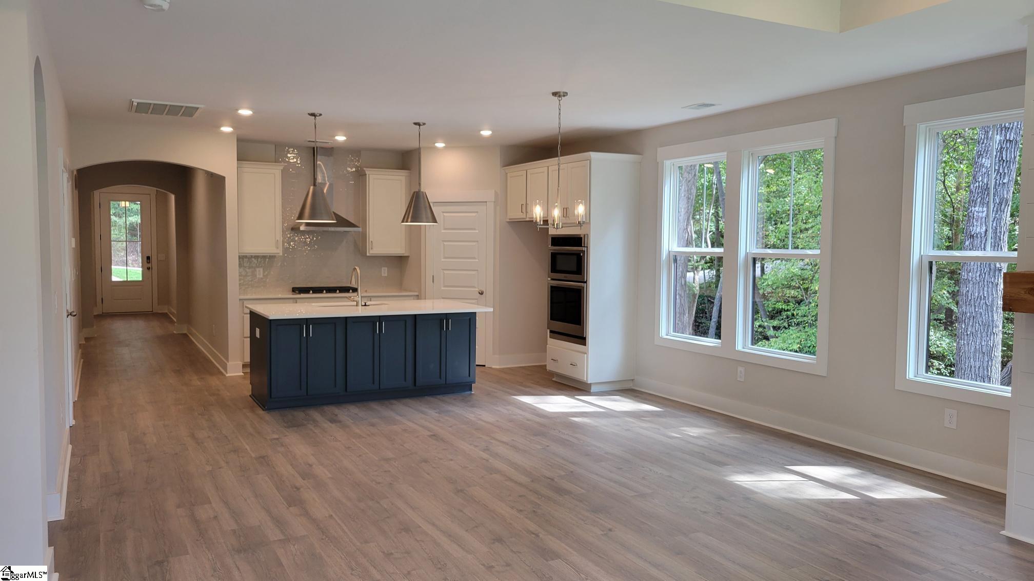 602 Cross Creek Drive Seneca, SC 29678