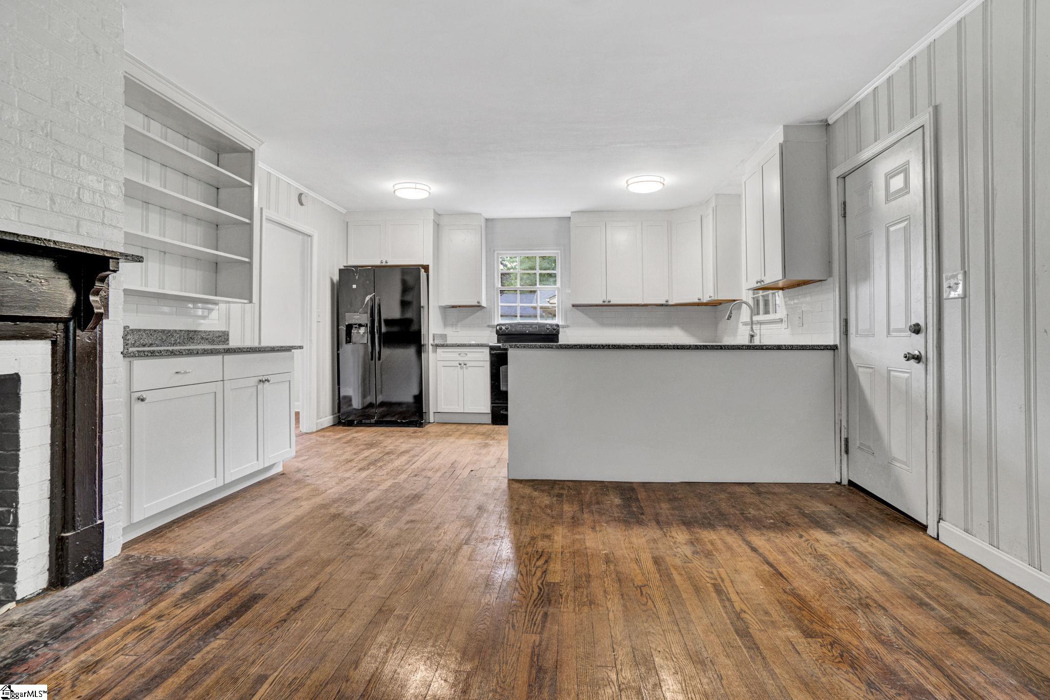 210 Fleetwood Drive Greenville, SC 29605-1424