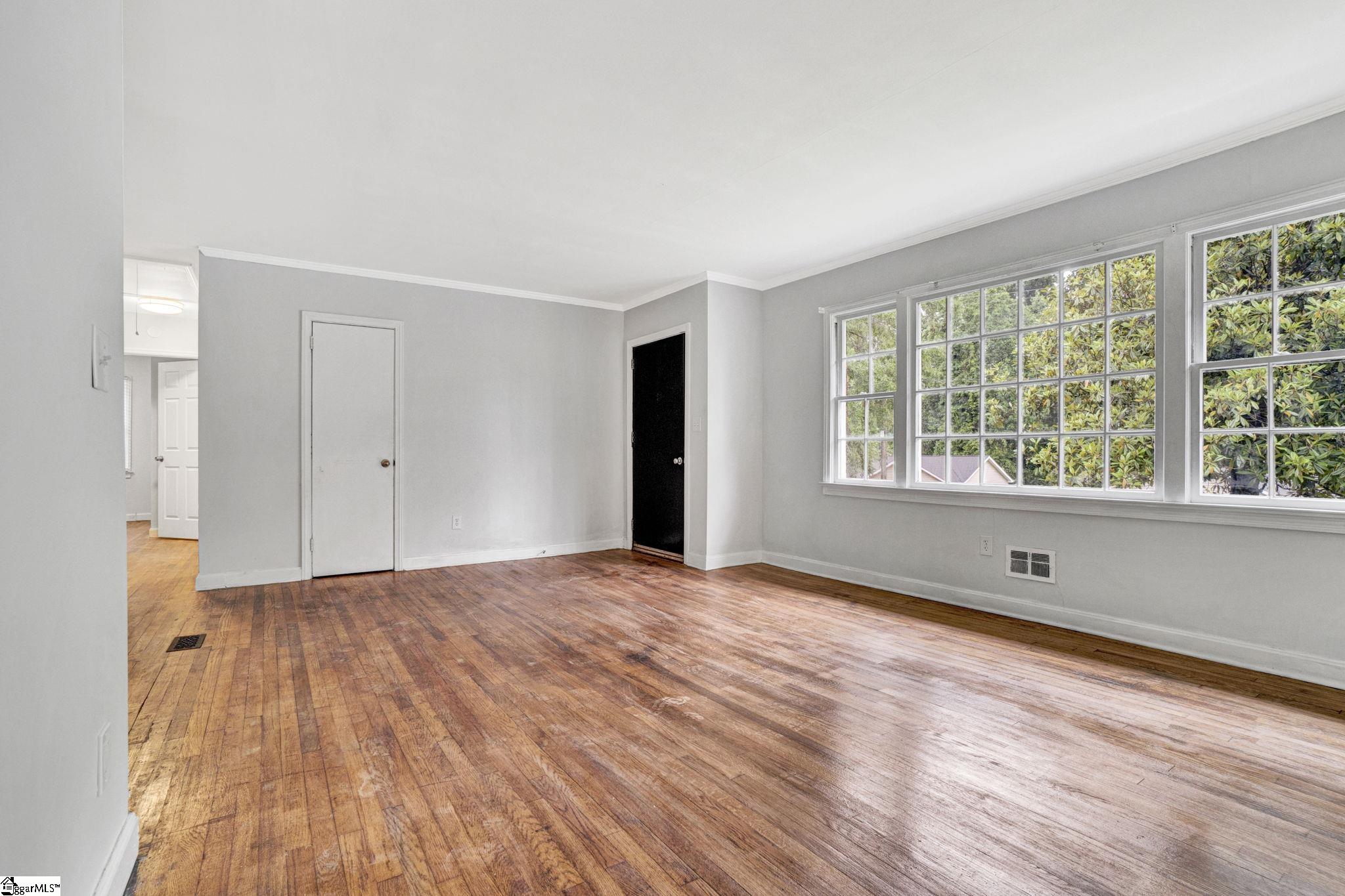 210 Fleetwood Drive Greenville, SC 29605-1424