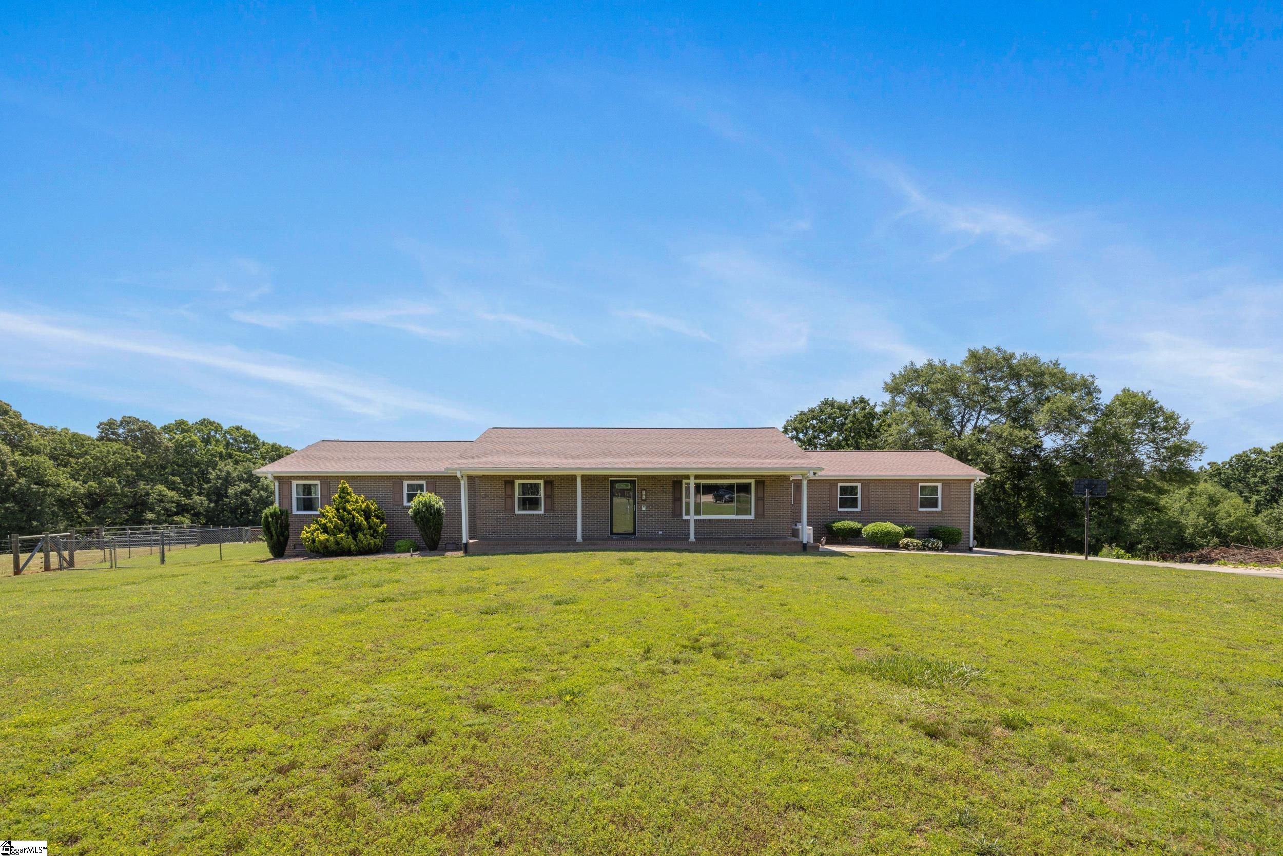 108 Cranes Crossing Drive West Union, SC 29696