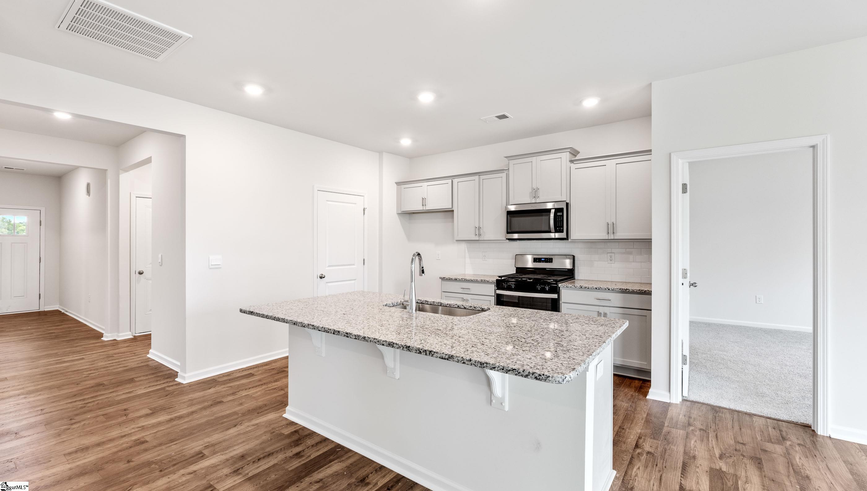 1094 White Willow Drive Spartanburg, SC 29303