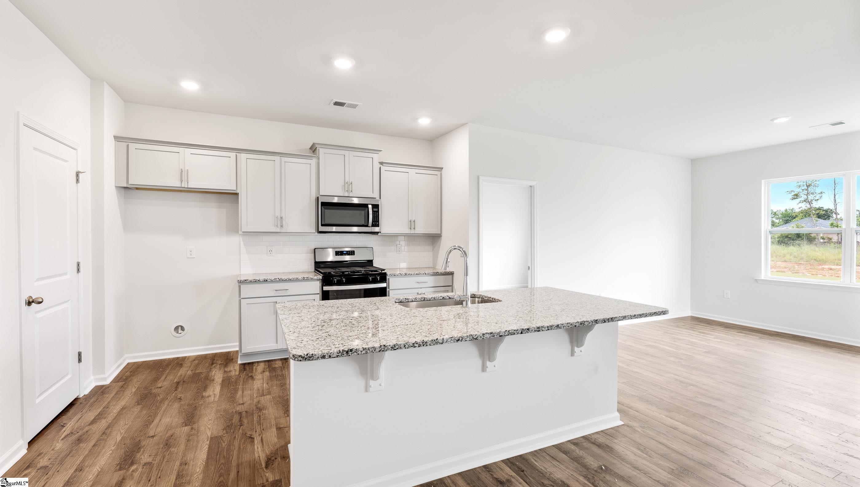1094 White Willow Drive Spartanburg, SC 29303