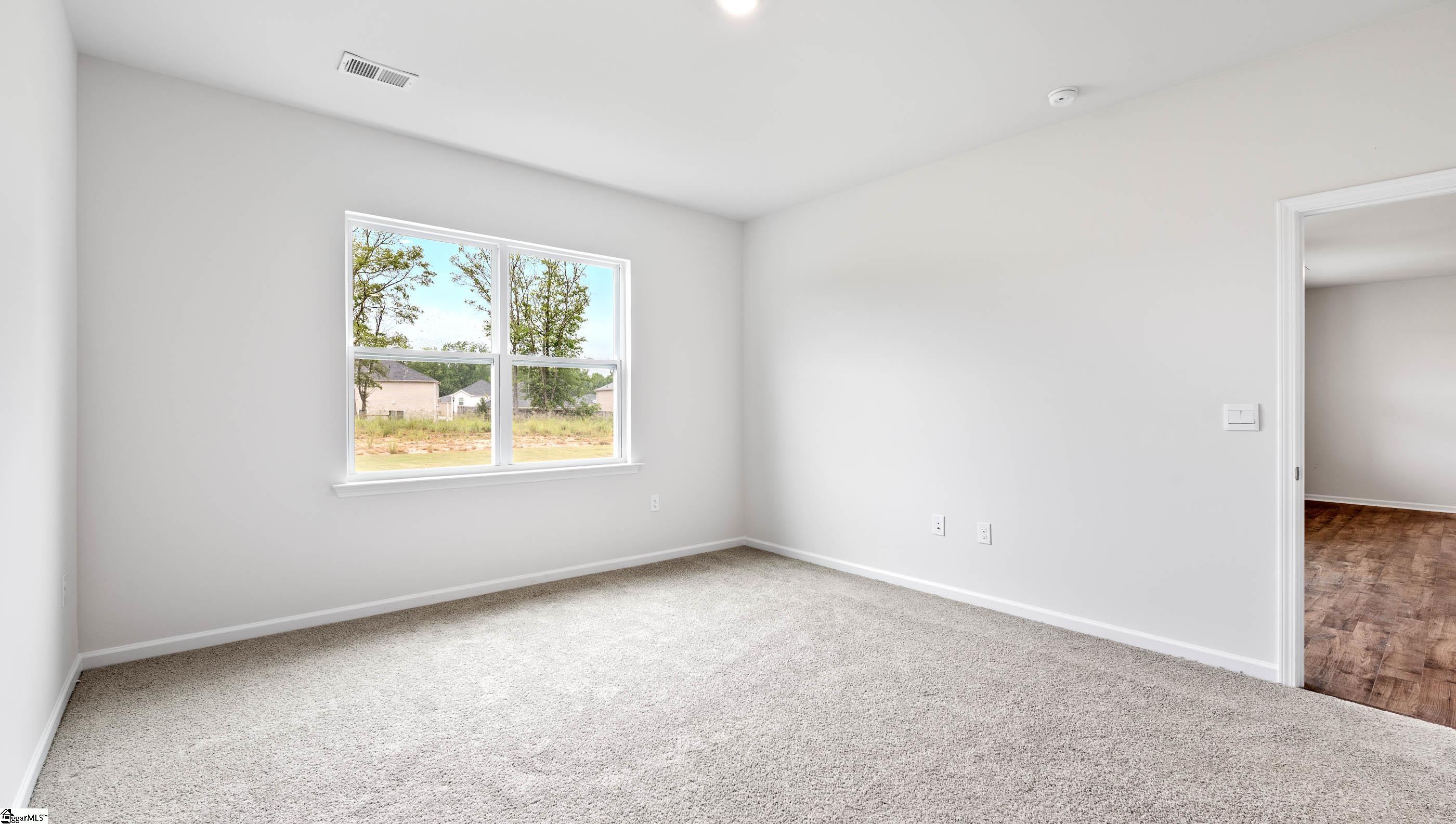 1094 White Willow Drive Spartanburg, SC 29303