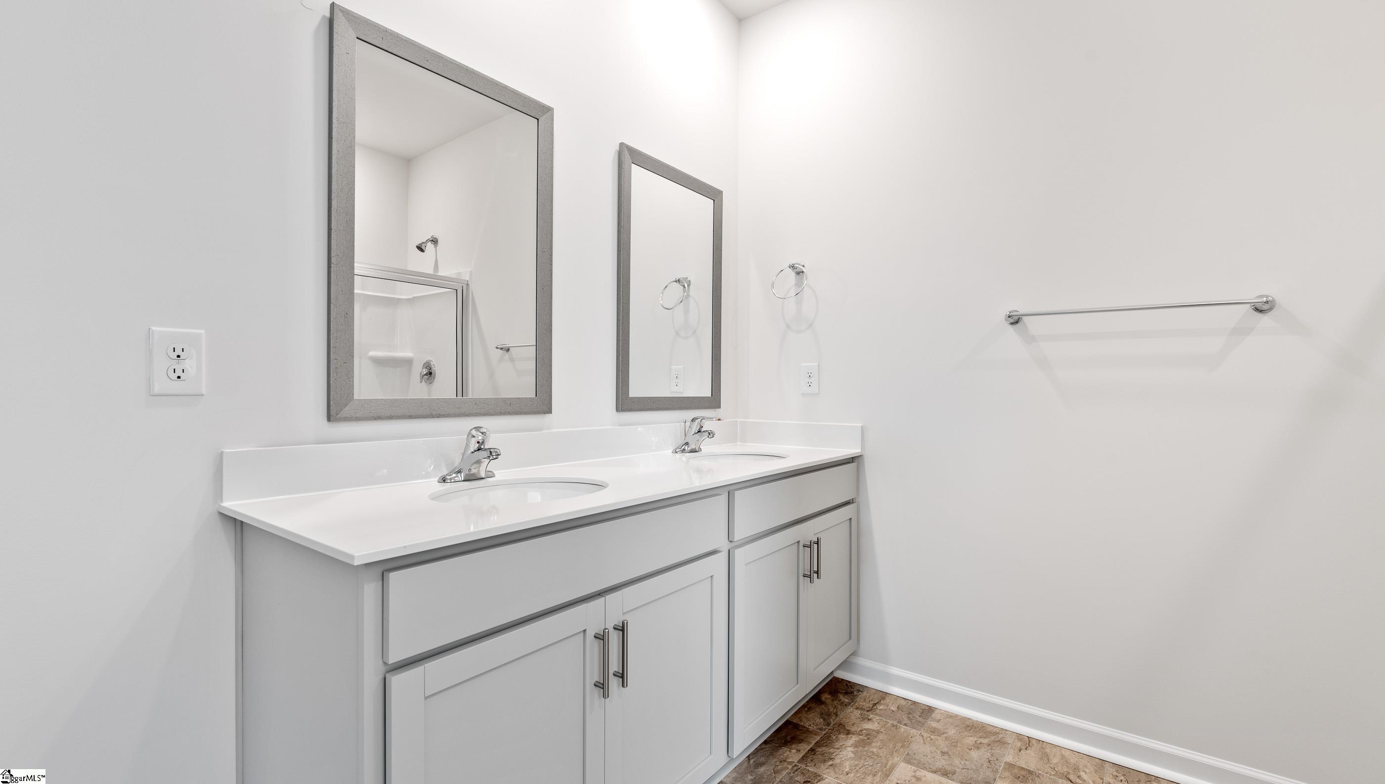 1094 White Willow Drive Spartanburg, SC 29303