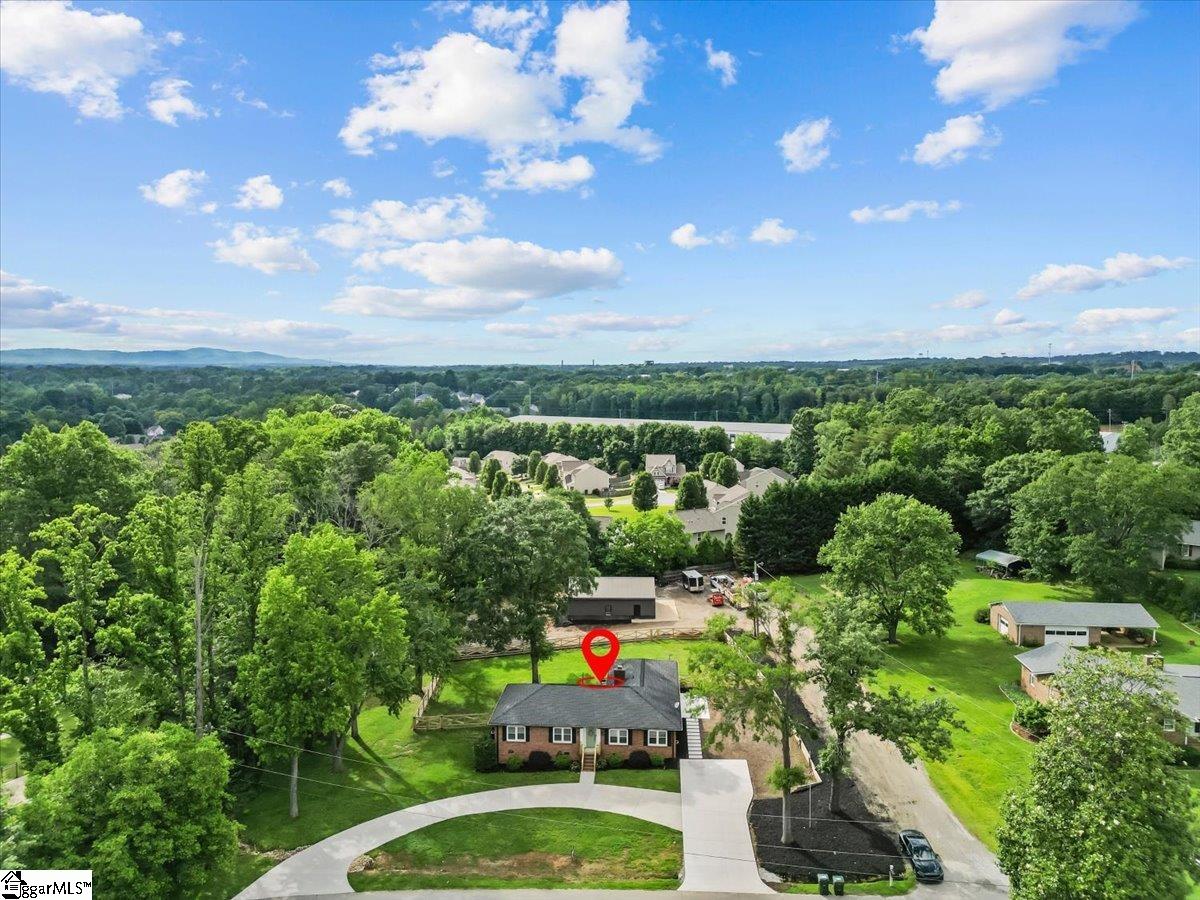 384 Grand Teton Drive Greer, SC 29650