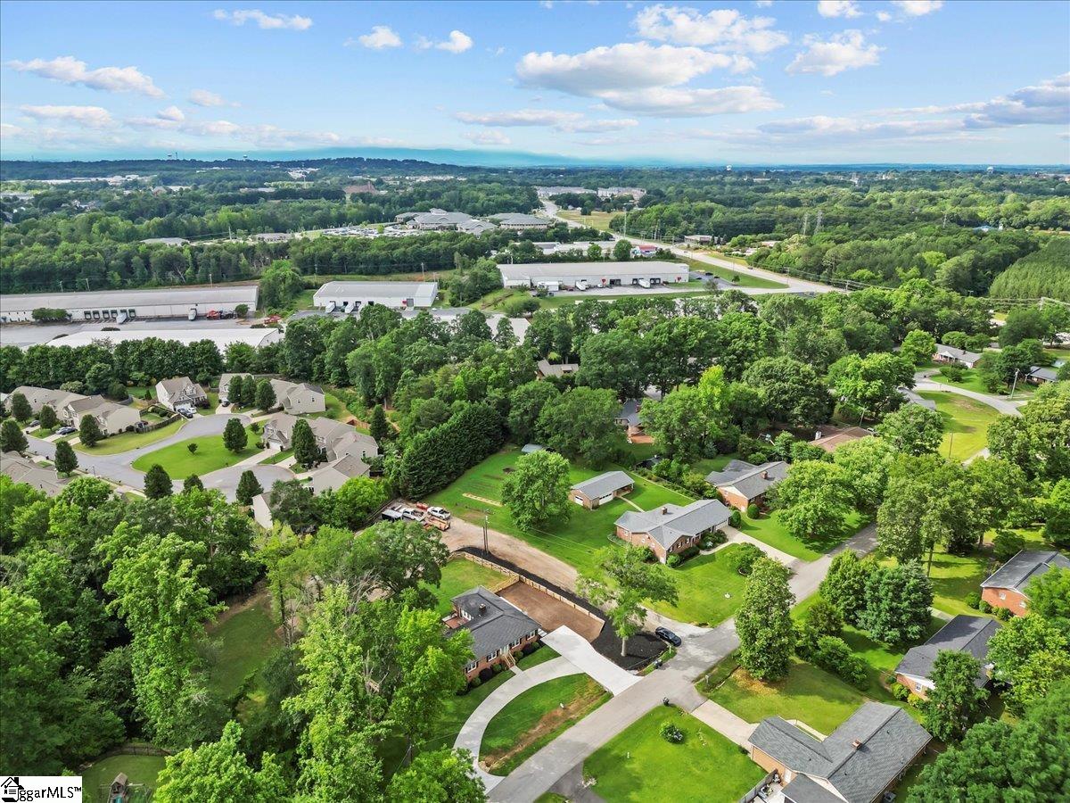 384 Grand Teton Drive Greer, SC 29650