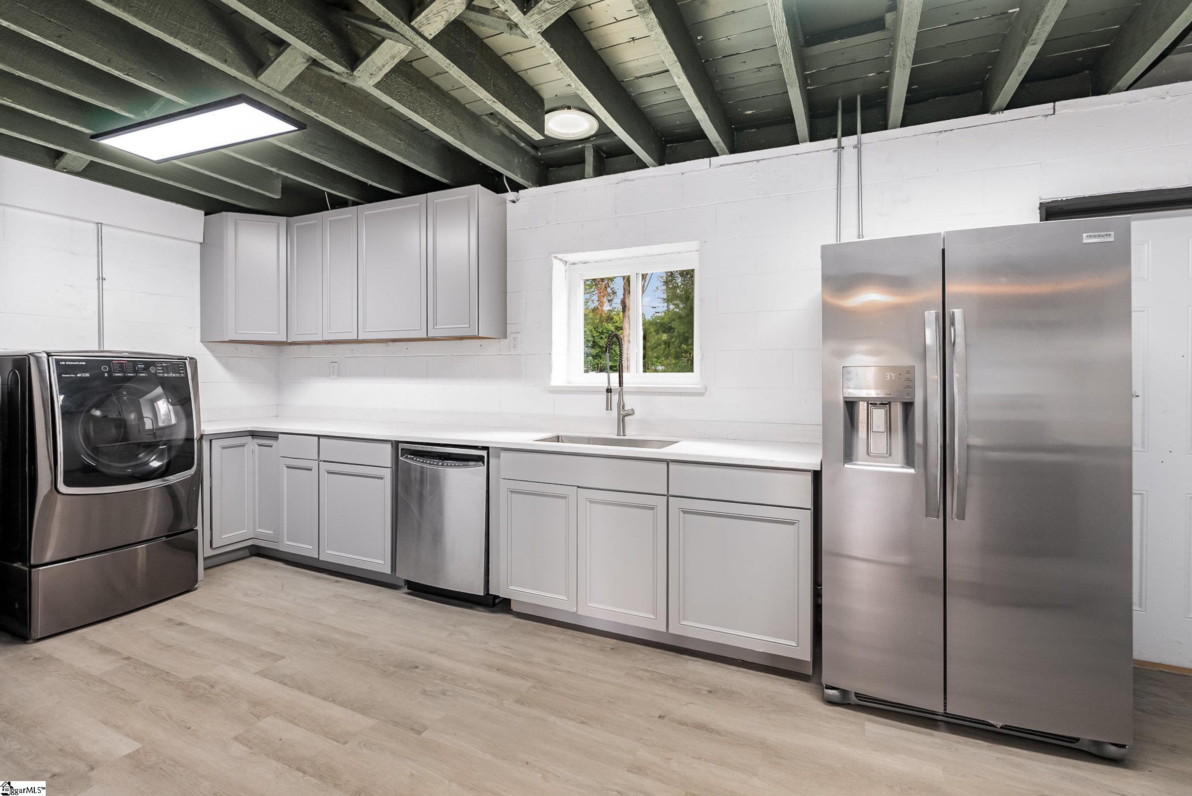 412 Flat Drive Buffalo, SC 29321