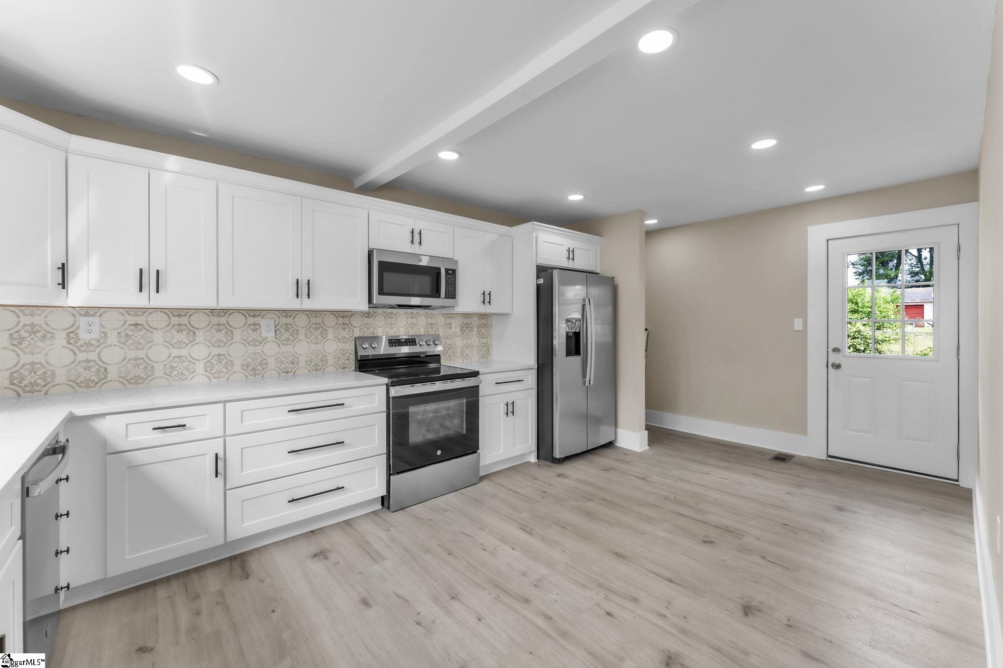 306 Flora Avenue Greenville, SC 29611-5330