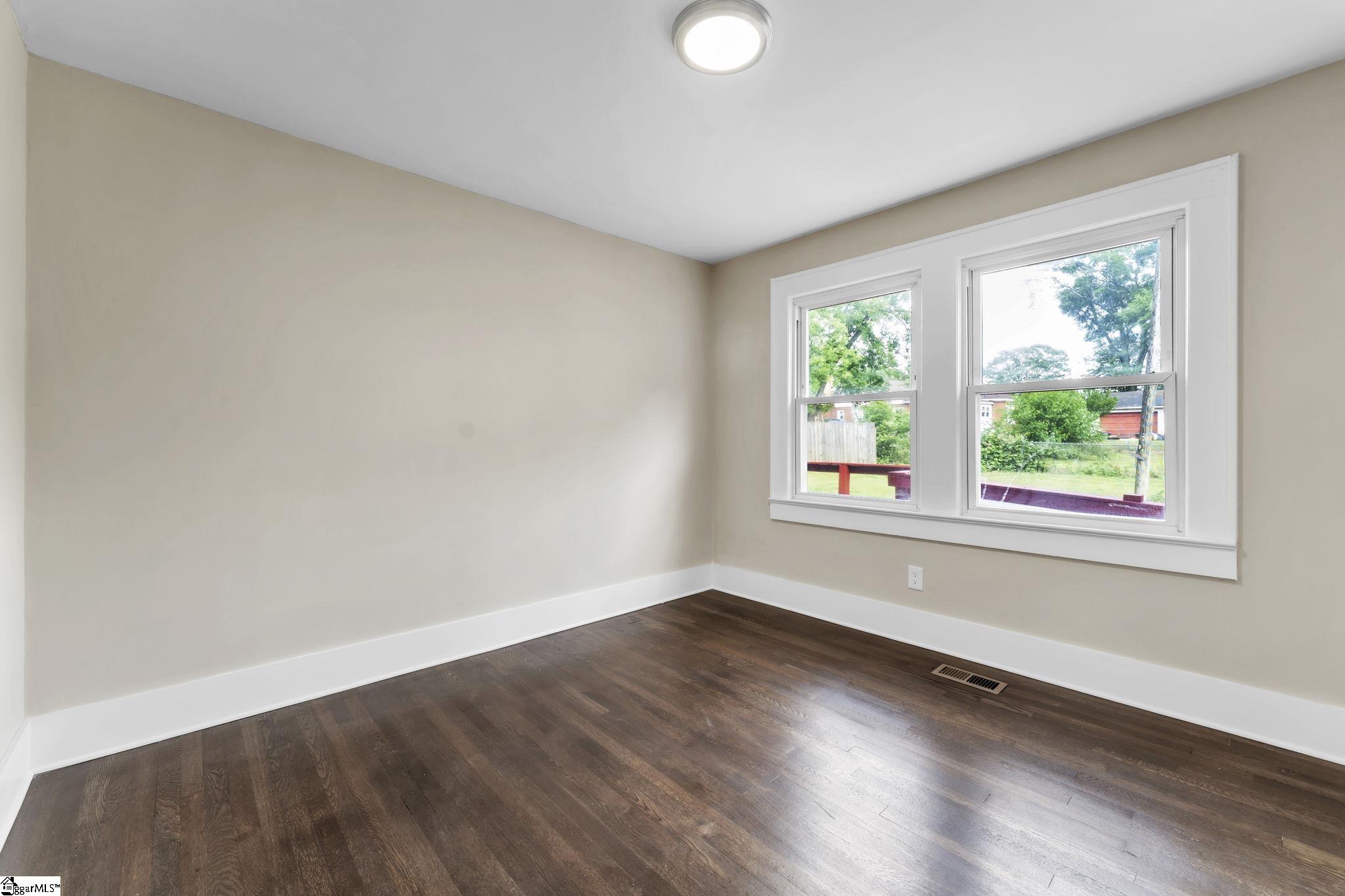 306 Flora Avenue Greenville, SC 29611-5330