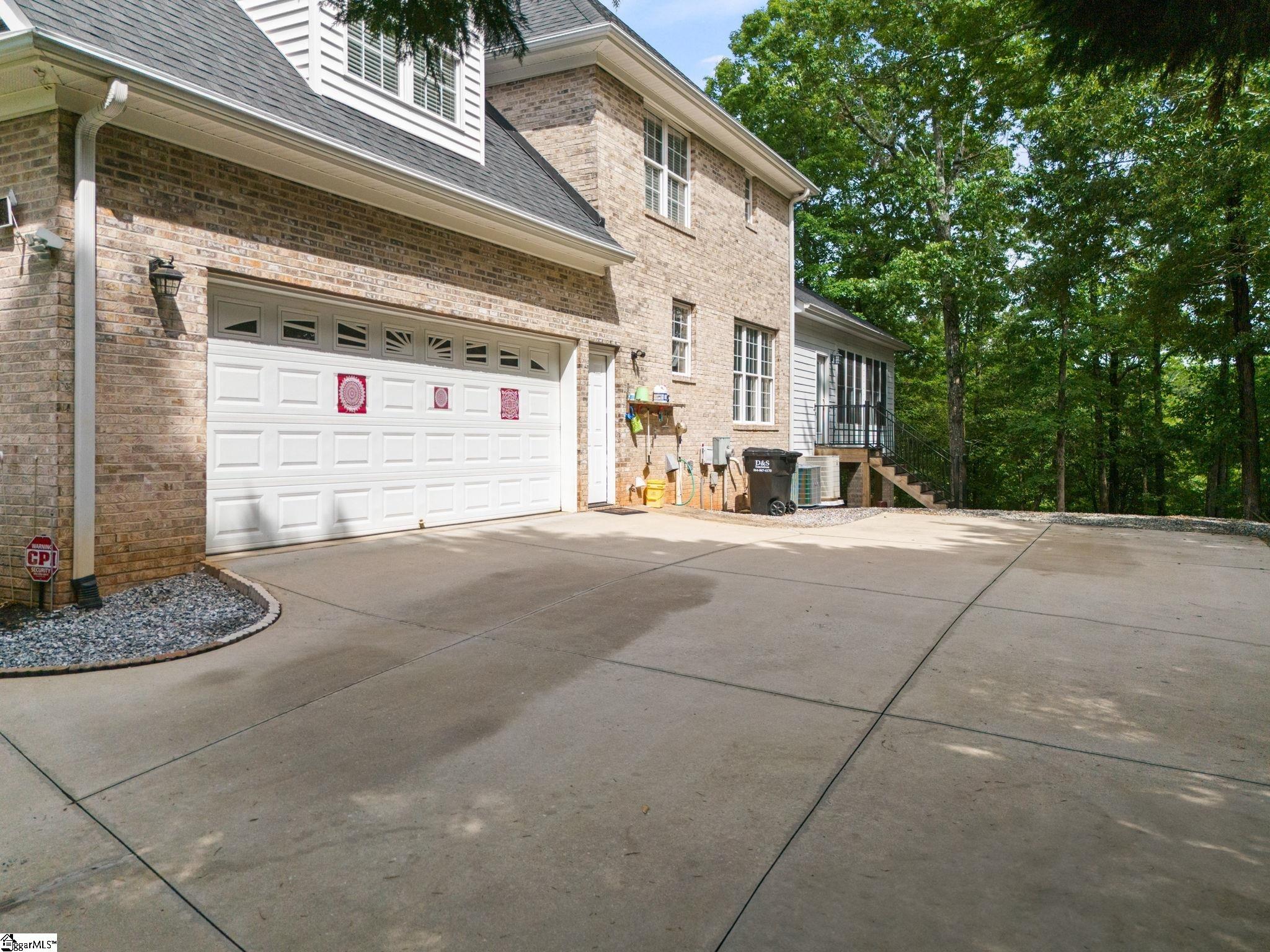 116 Augusta National Anderson, SC 29621-4284