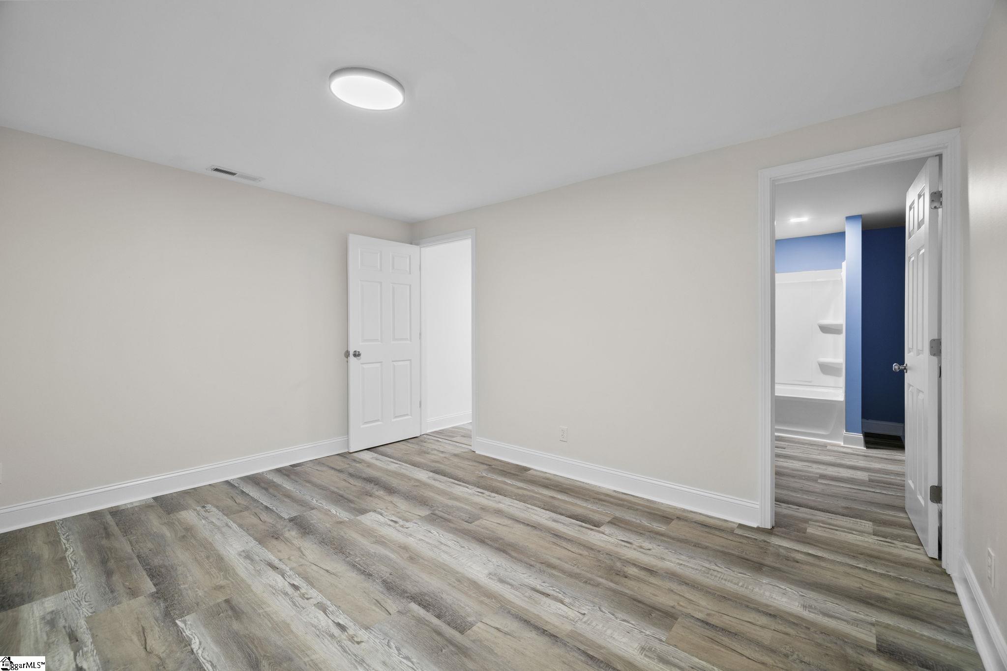 19 McLean Street Greenville, SC 29611