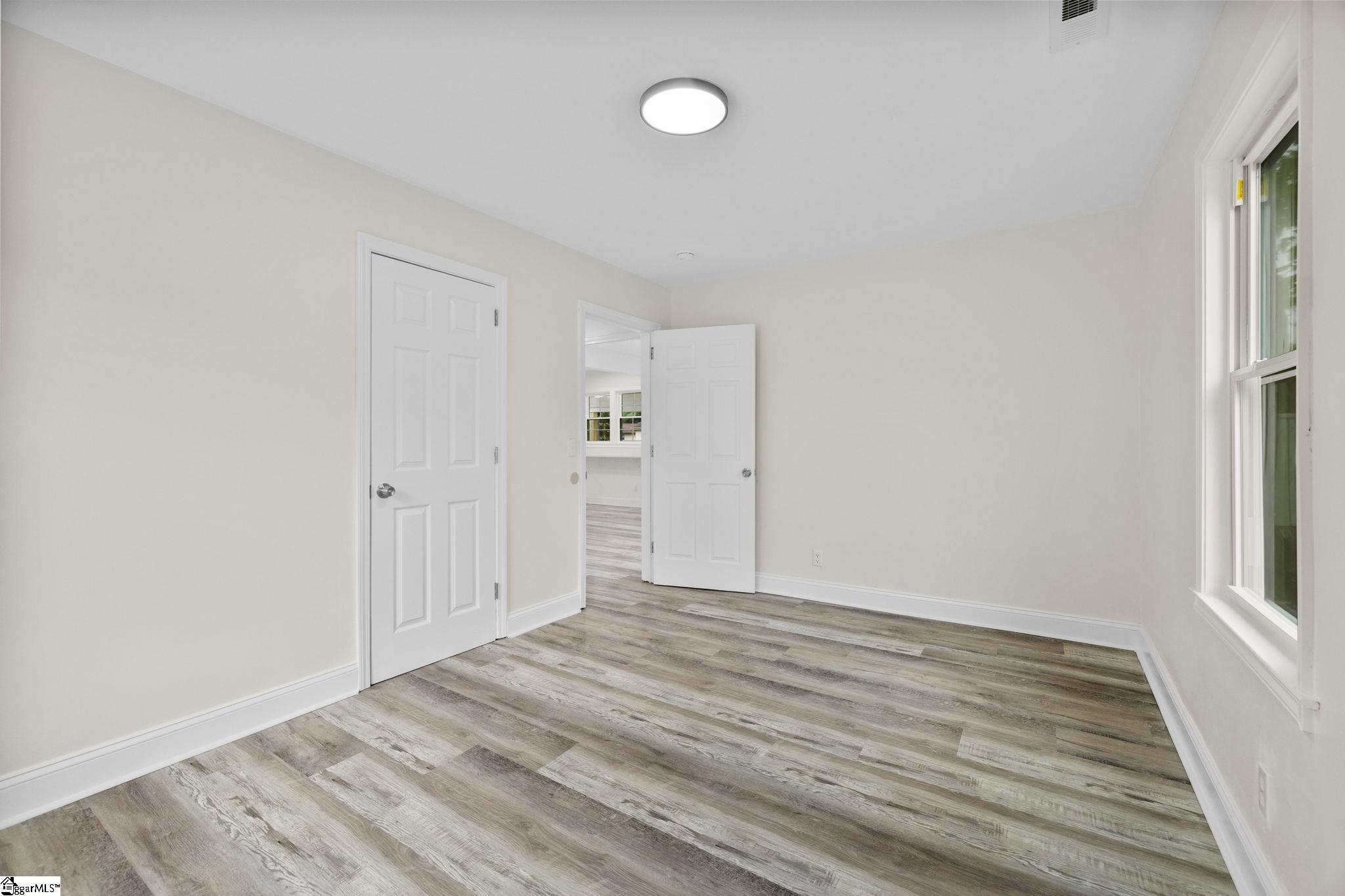 19 McLean Street Greenville, SC 29611
