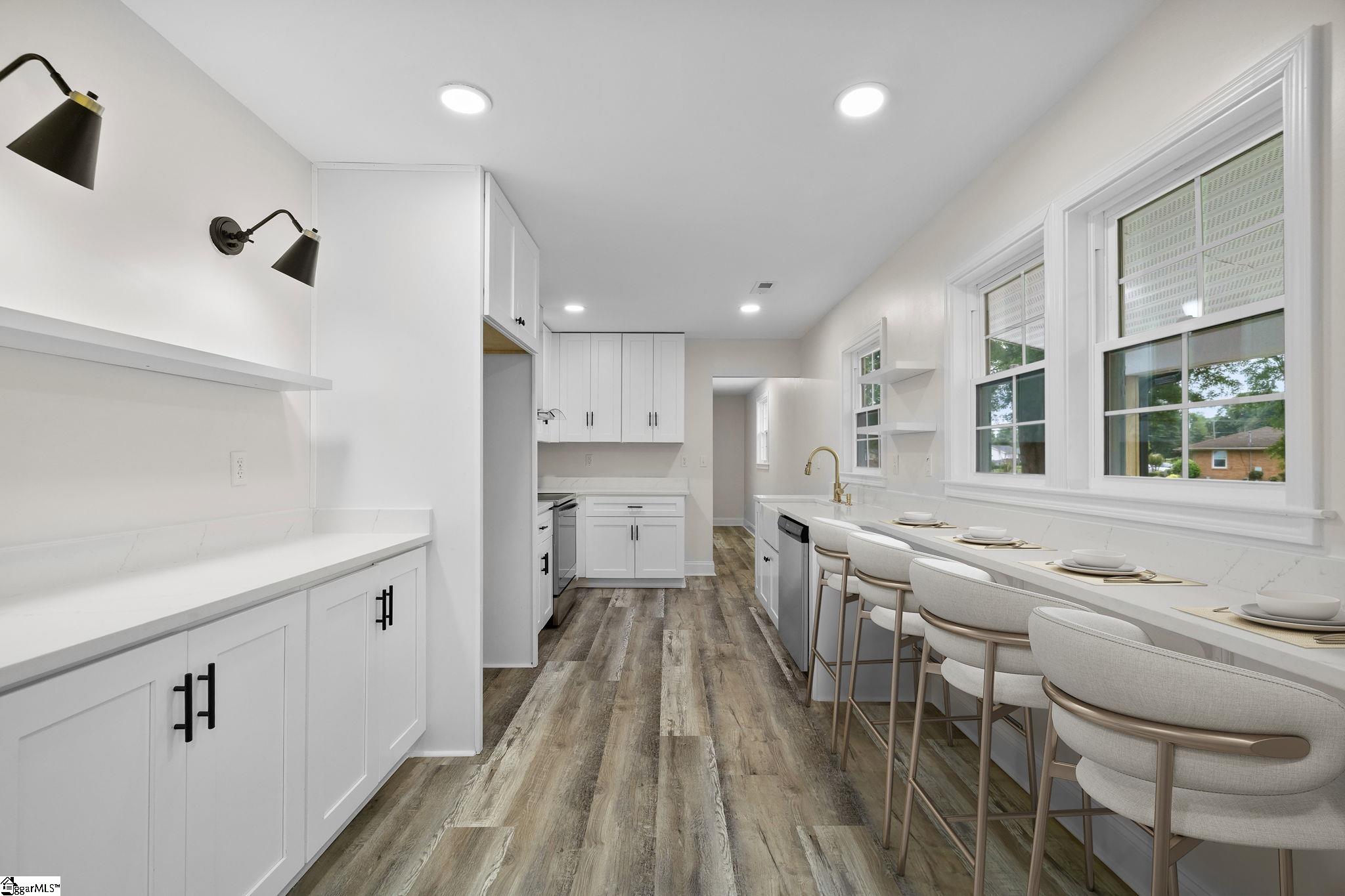 19 McLean Street Greenville, SC 29611