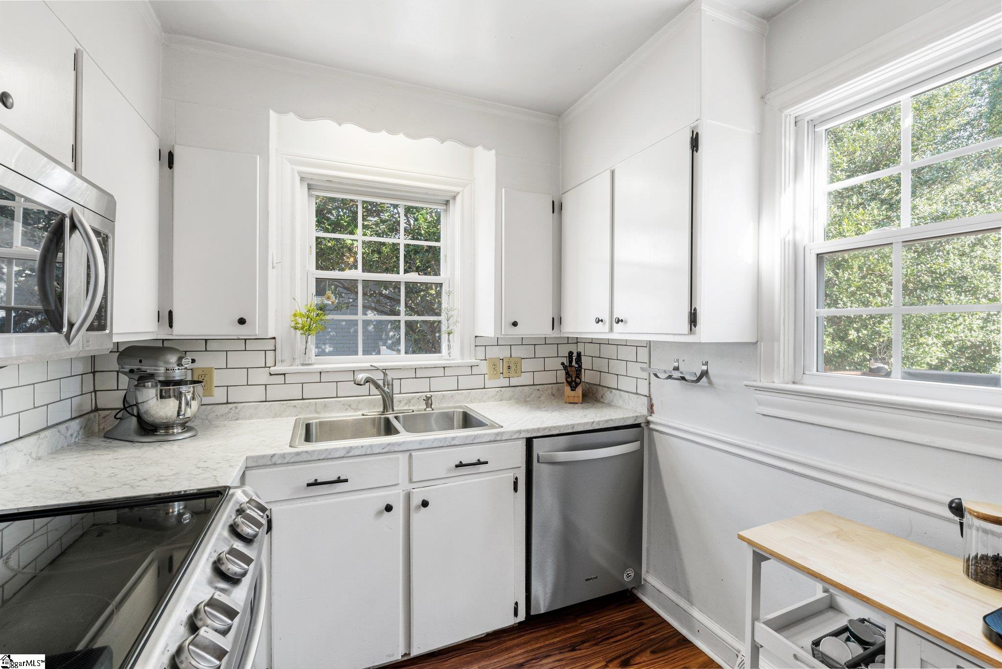 121 Wilshire Drive Greenville, SC 29609