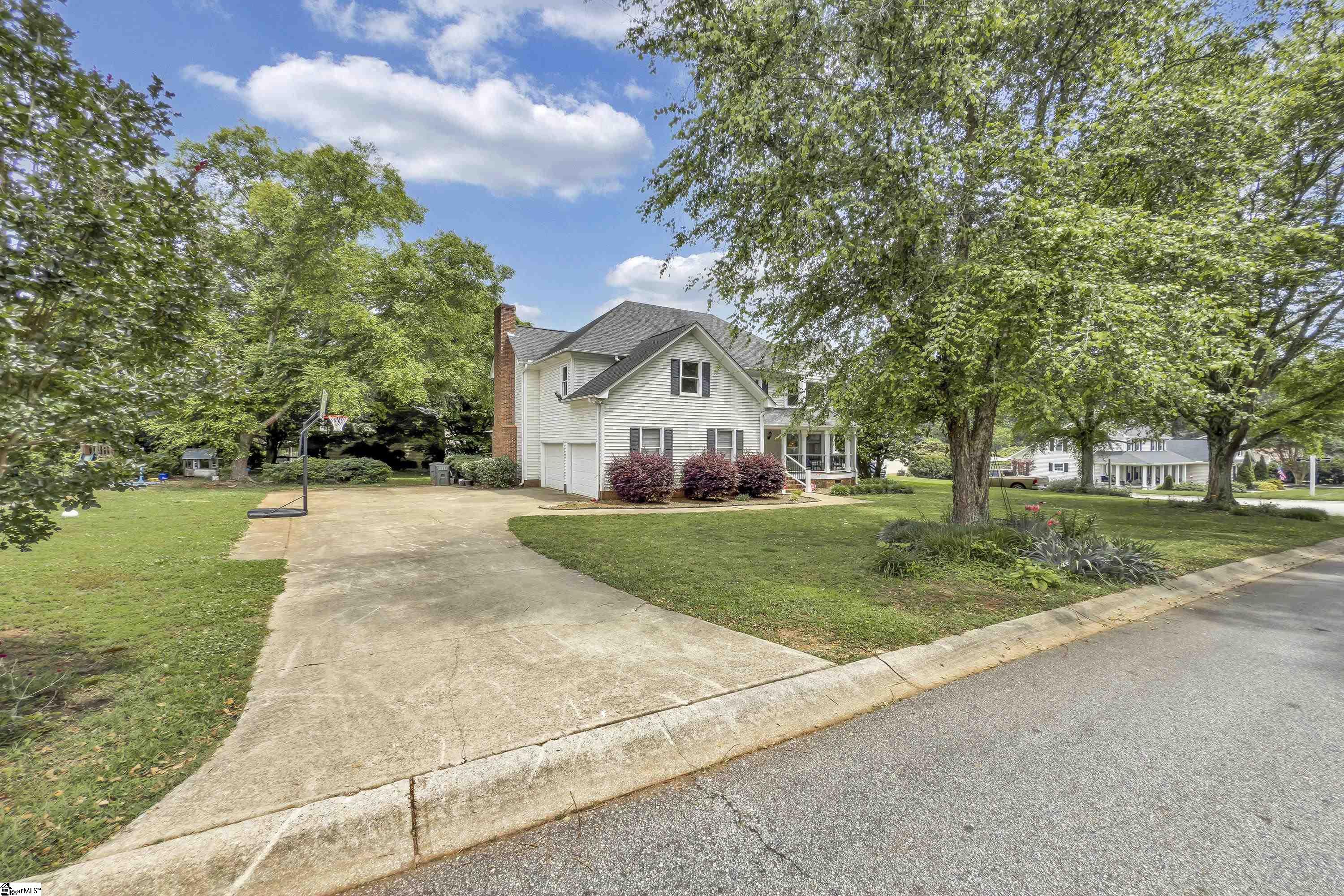 102 Battery Boulevard Greenville, SC 29615