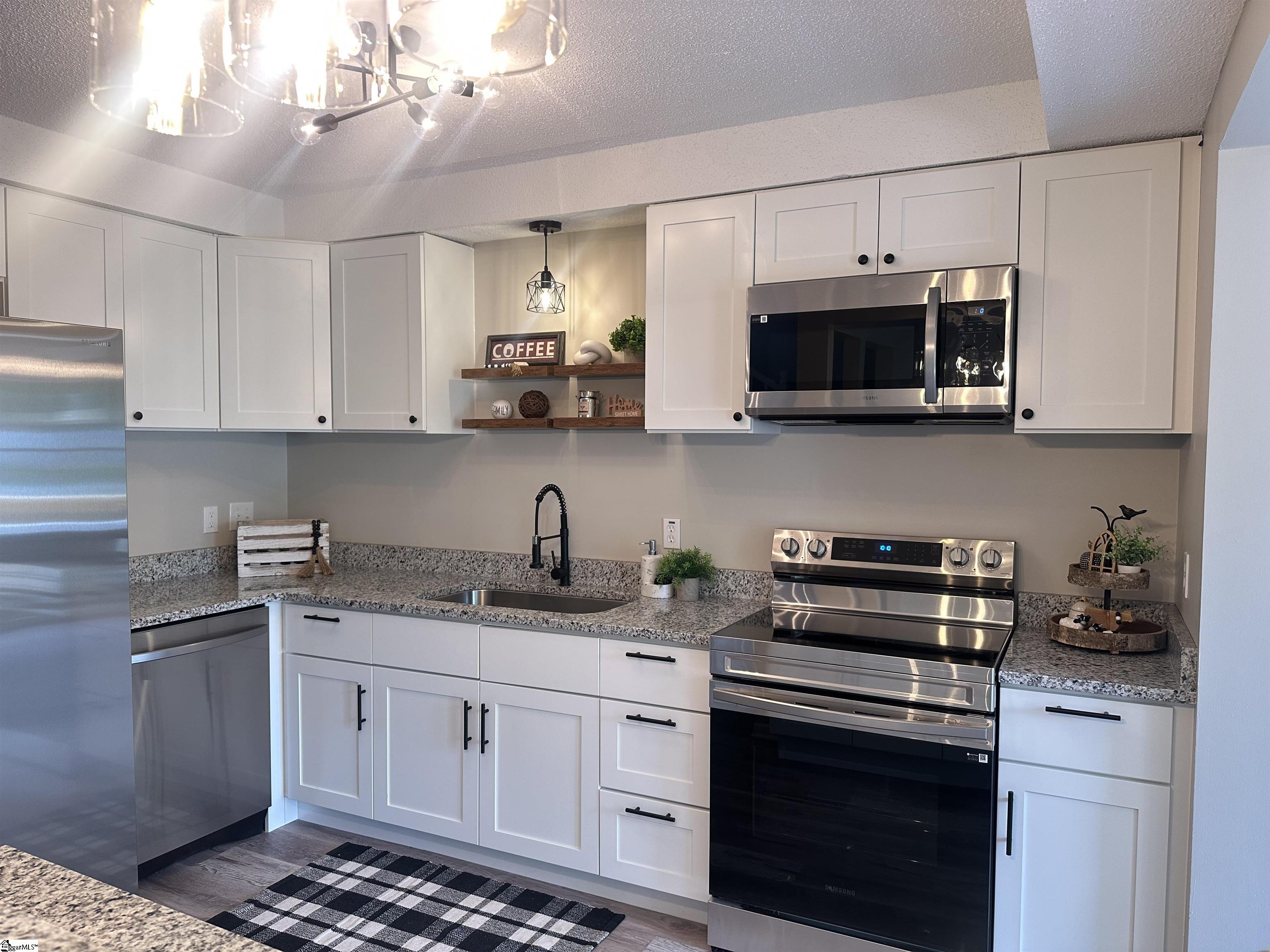 312 Old Towne Road Spartanburg, SC 29301