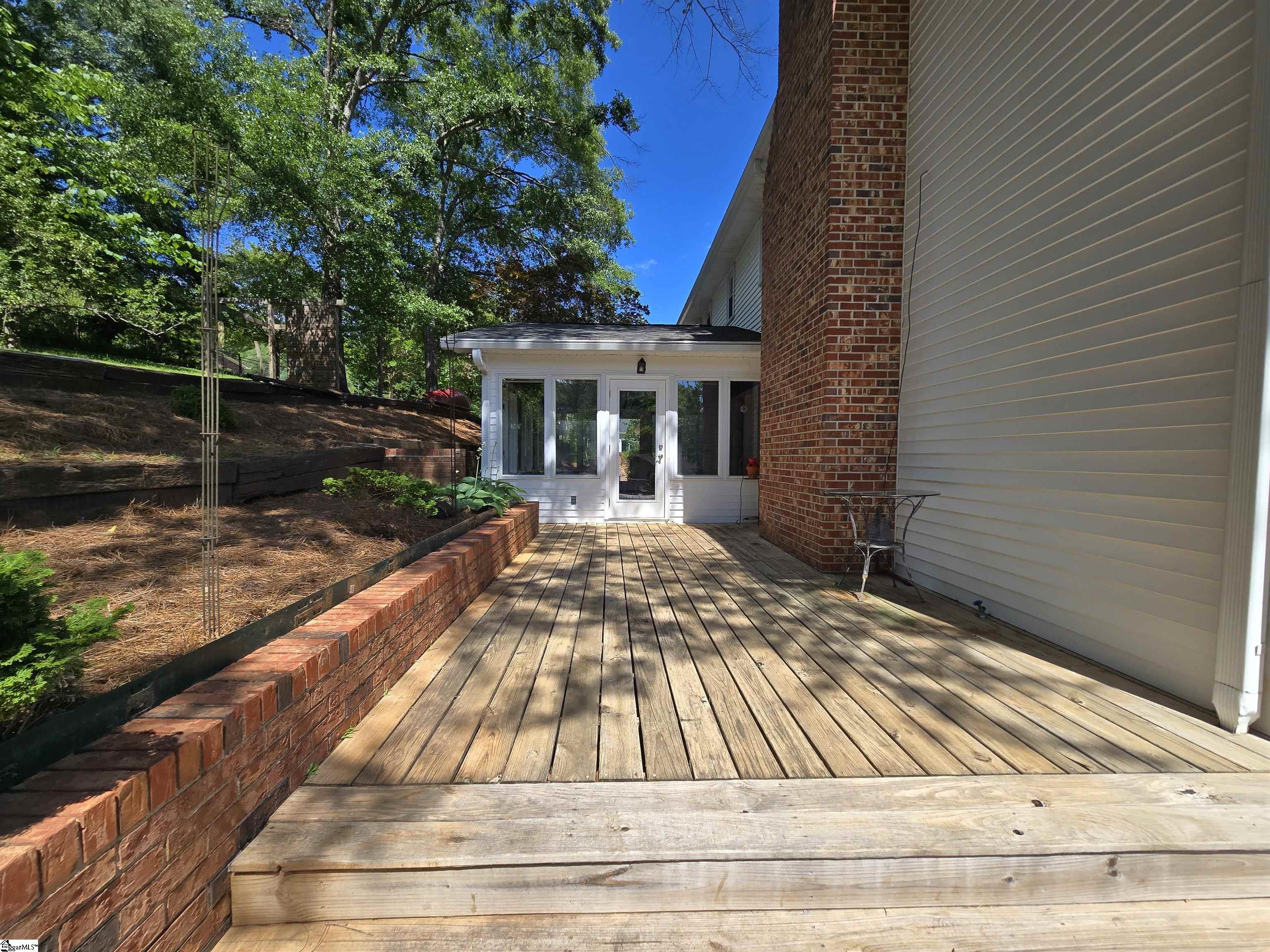 1706 E Saluda Lake Road Greenville, SC 29611