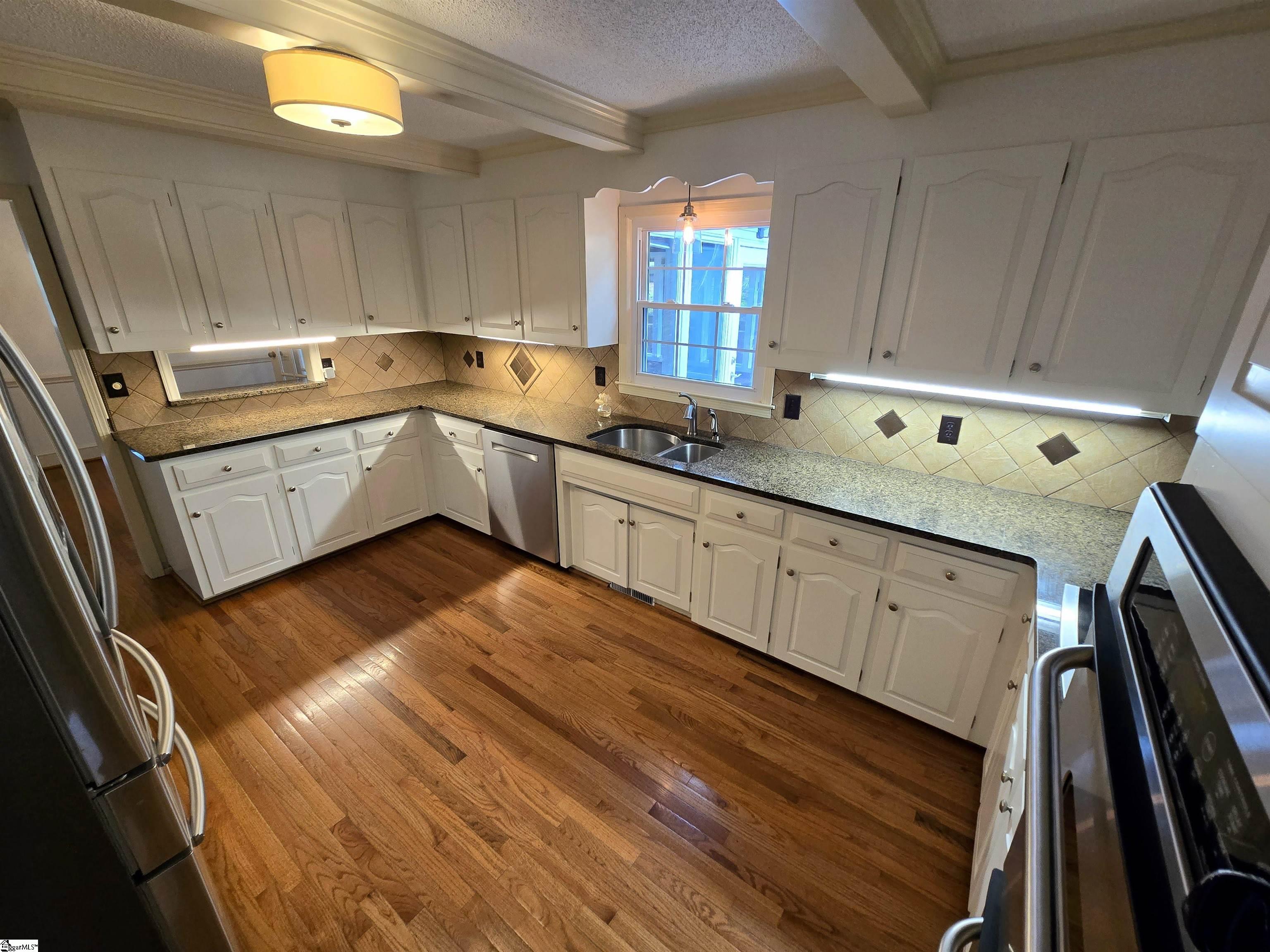 1706 E Saluda Lake Road Greenville, SC 29611