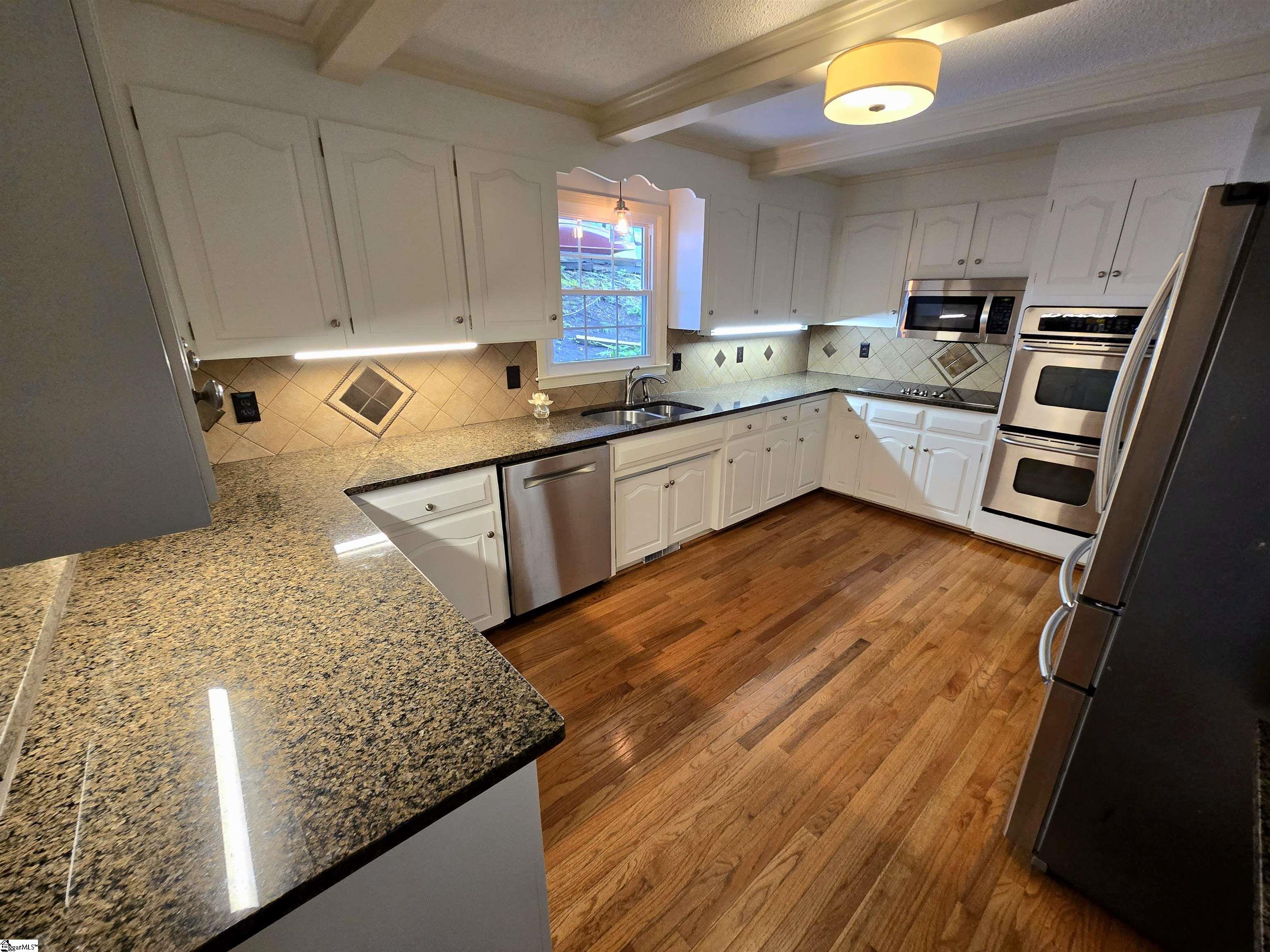 1706 E Saluda Lake Road Greenville, SC 29611