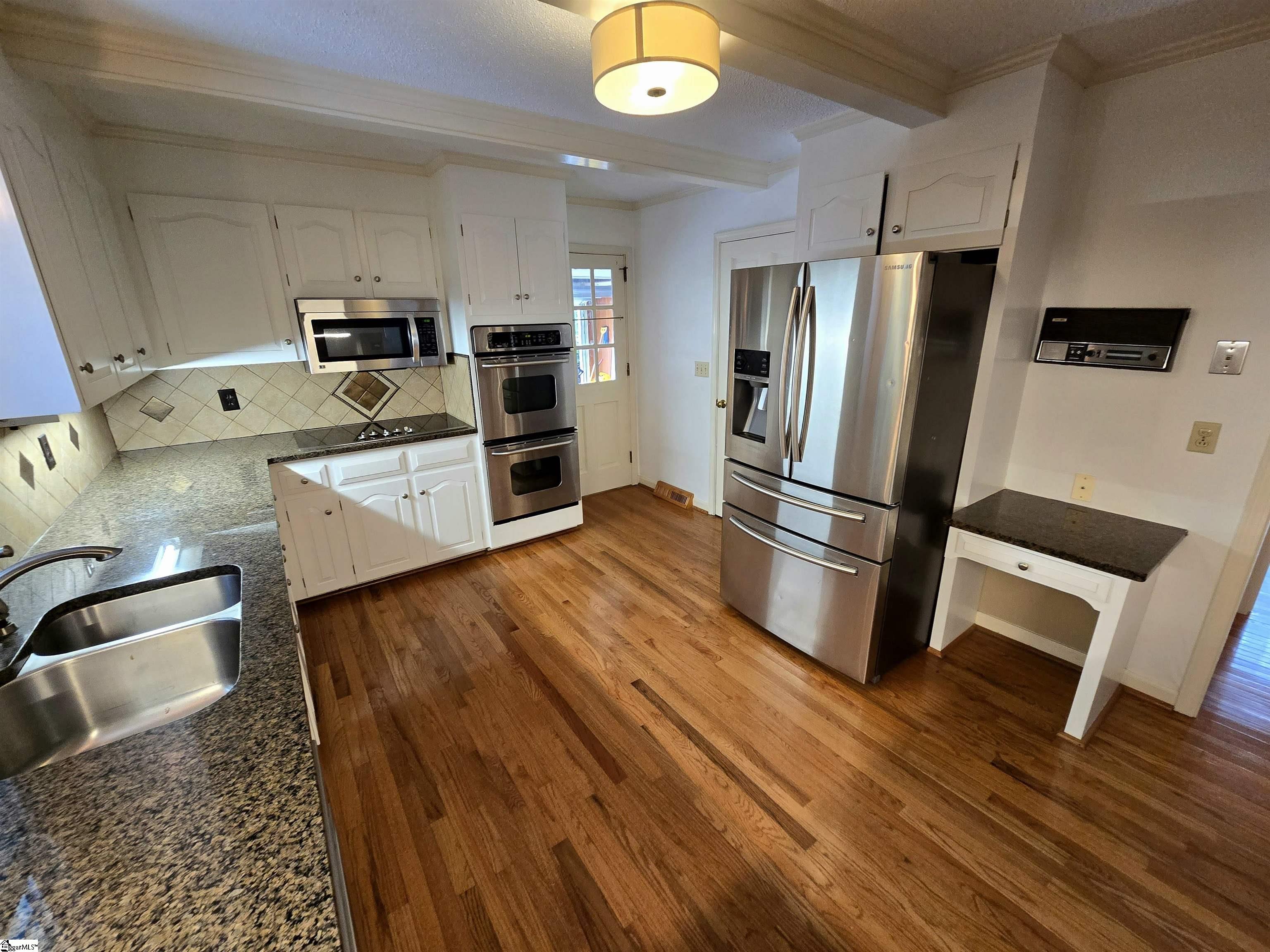 1706 E Saluda Lake Road Greenville, SC 29611