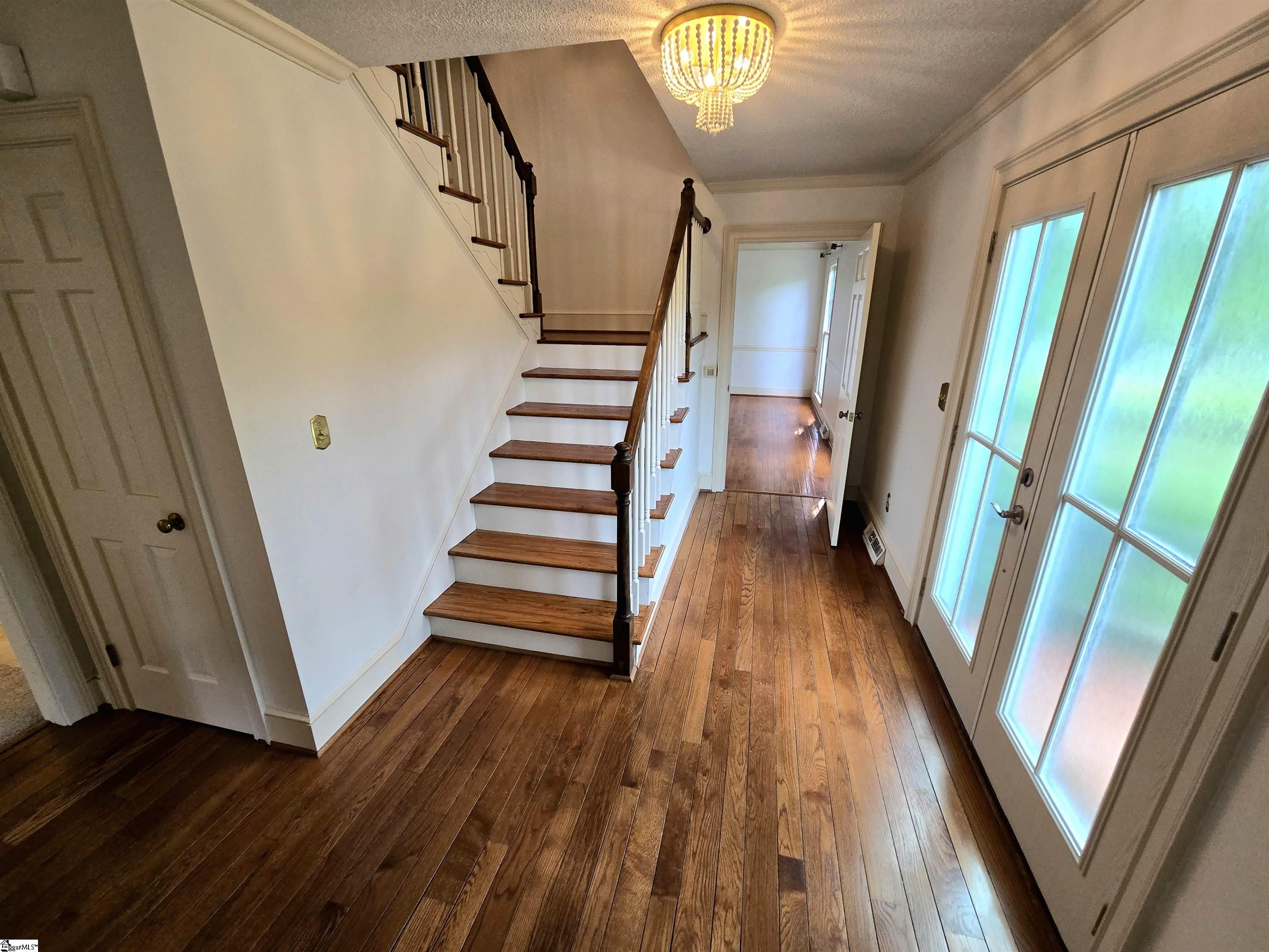 1706 E Saluda Lake Road Greenville, SC 29611