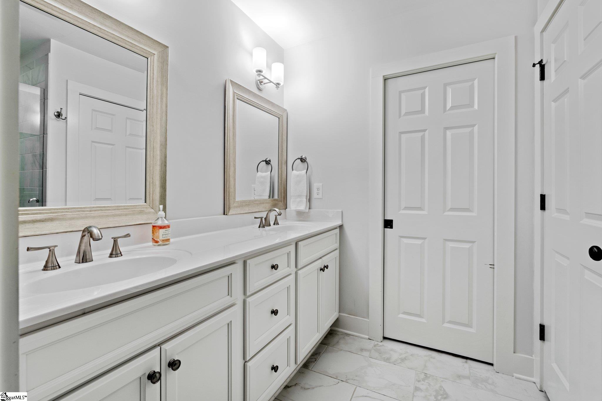 10 Moultrie Street Greenville, SC 29605
