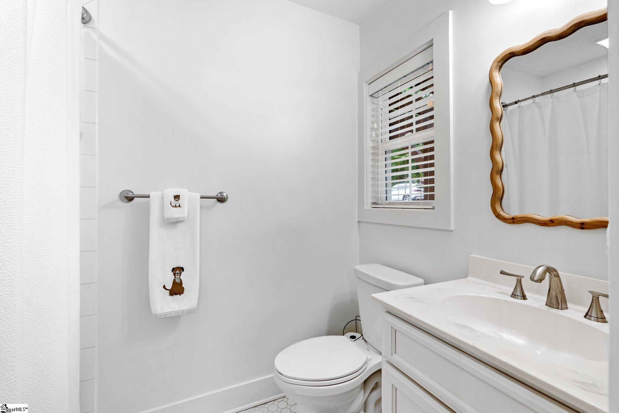 10 Moultrie Street Greenville, SC 29605