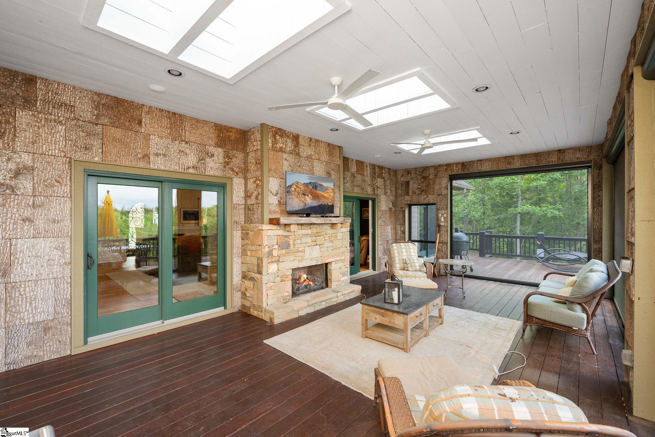 301 Augusta Way Sunset, SC 29685