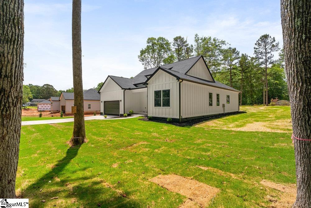 213 Chestnut Drive Belton, SC 29627
