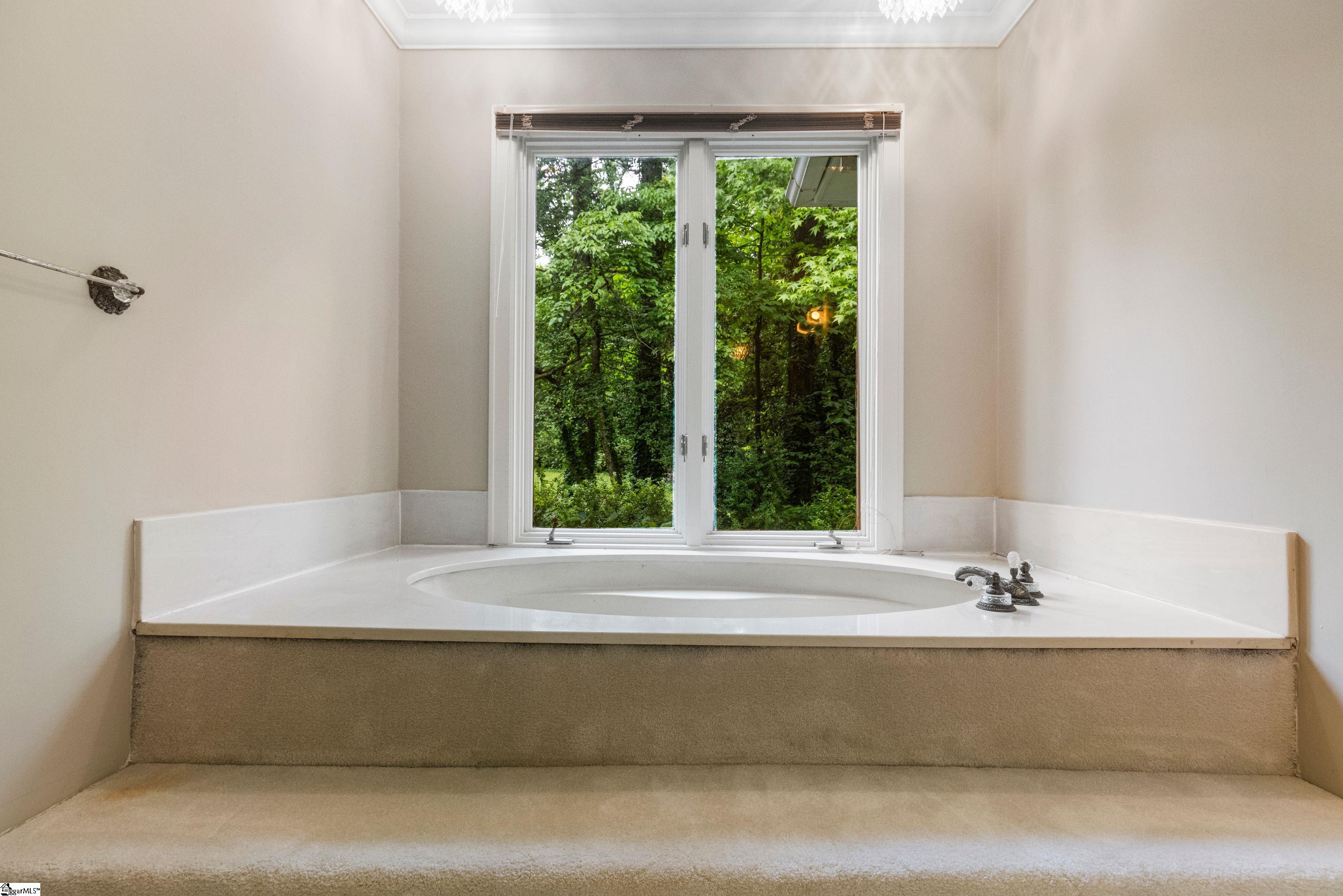21 Kensington Road Greenville, SC 29617