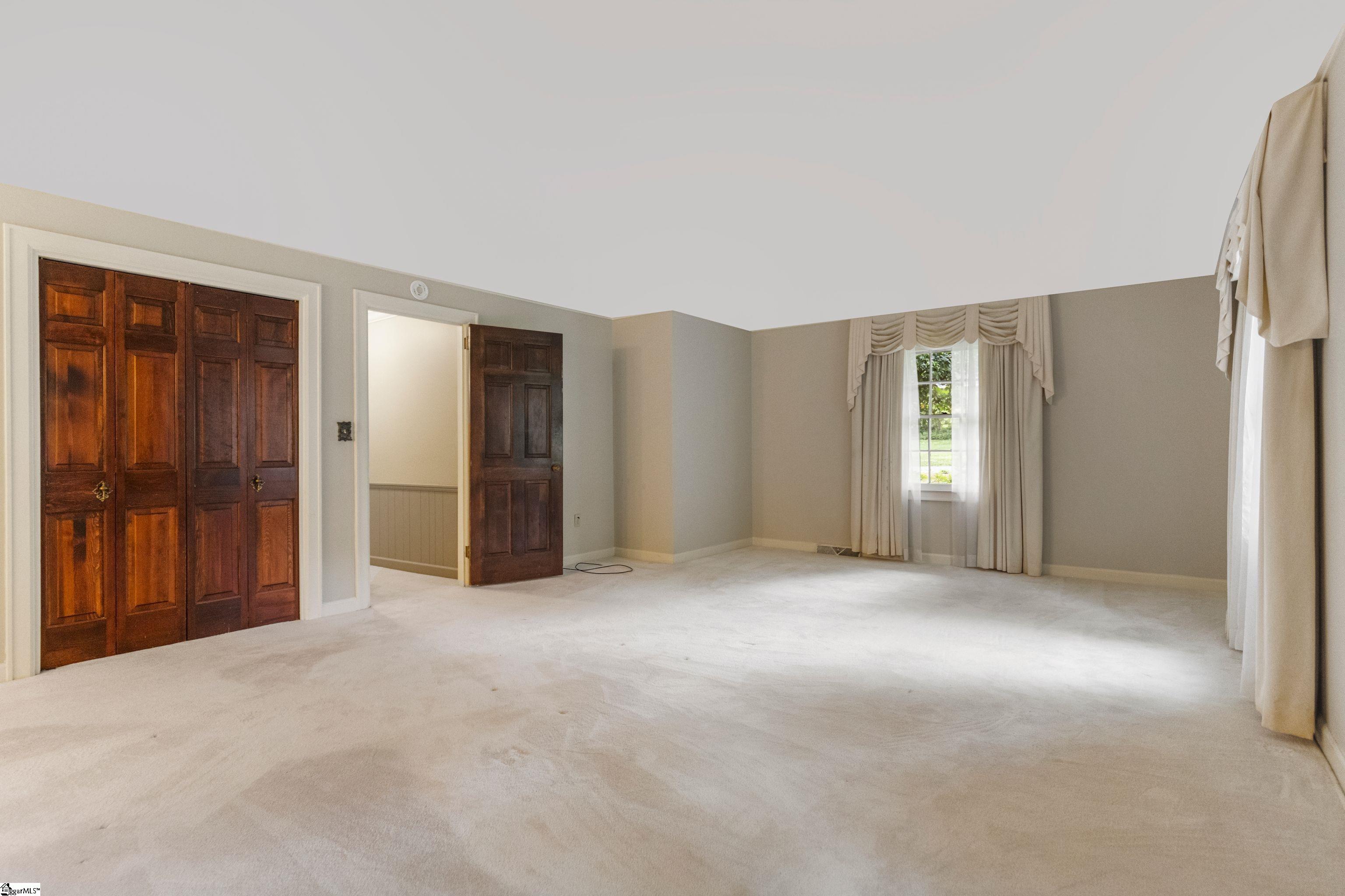 21 Kensington Road Greenville, SC 29617