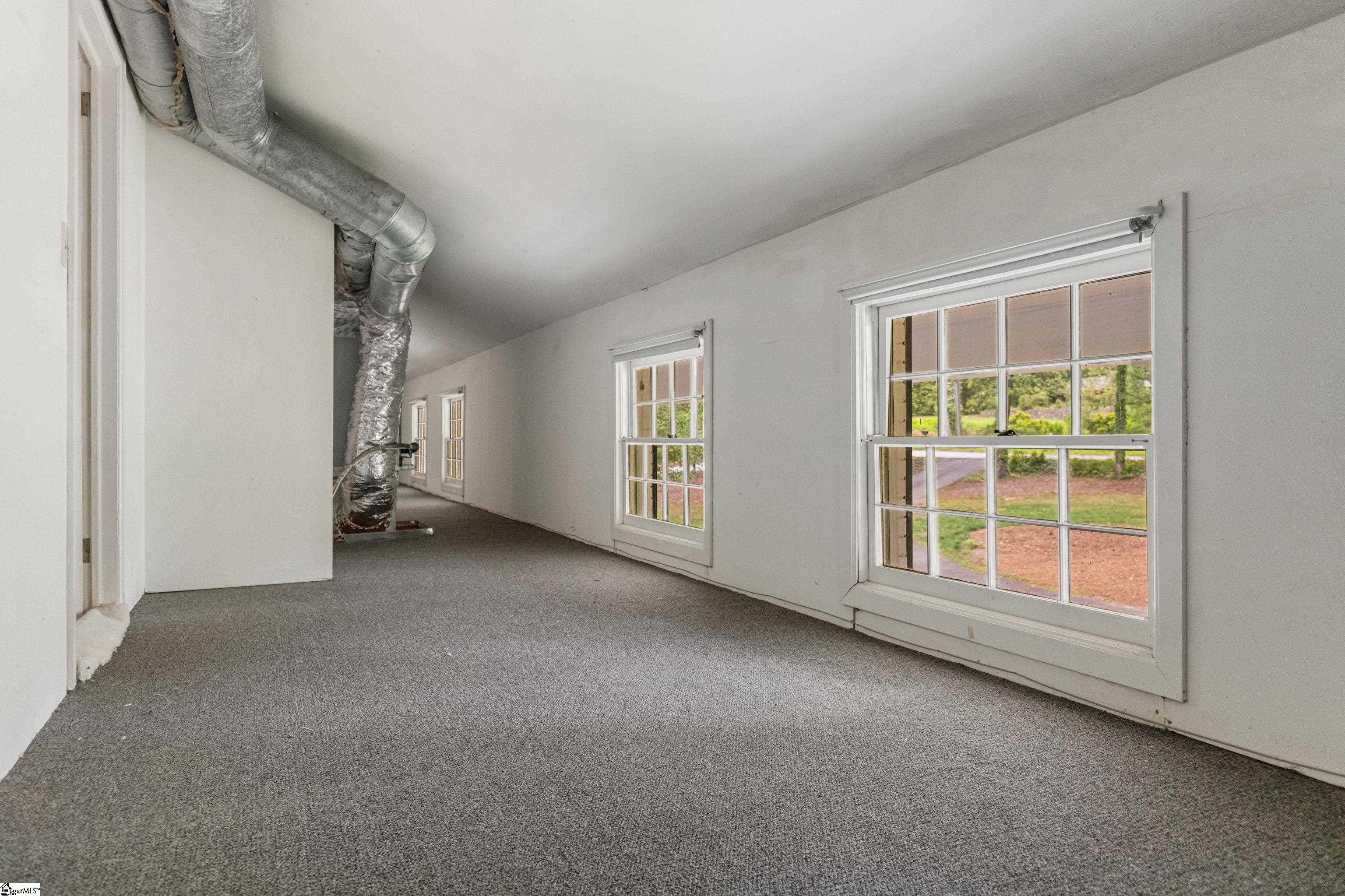 21 Kensington Road Greenville, SC 29617