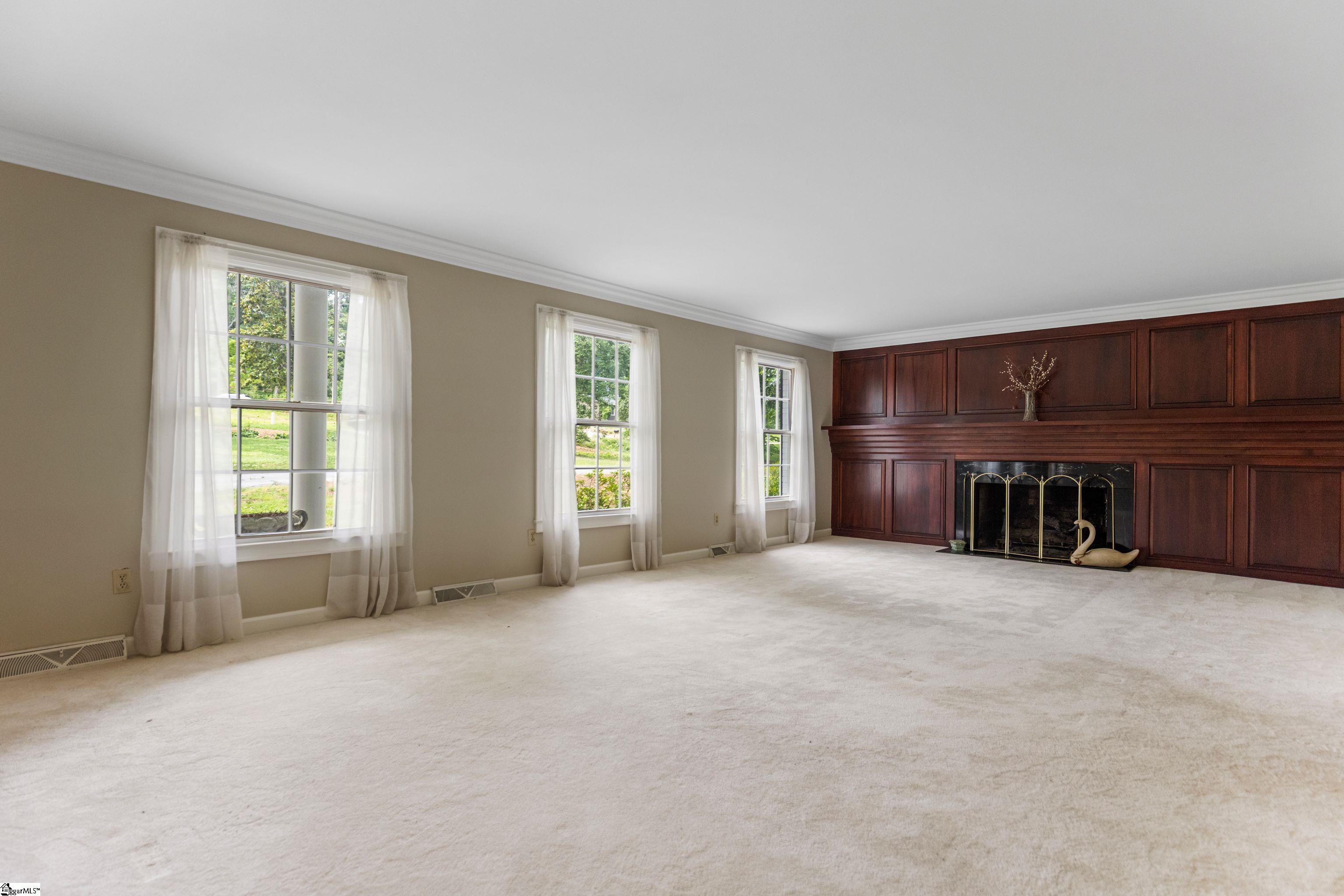 21 Kensington Road Greenville, SC 29617