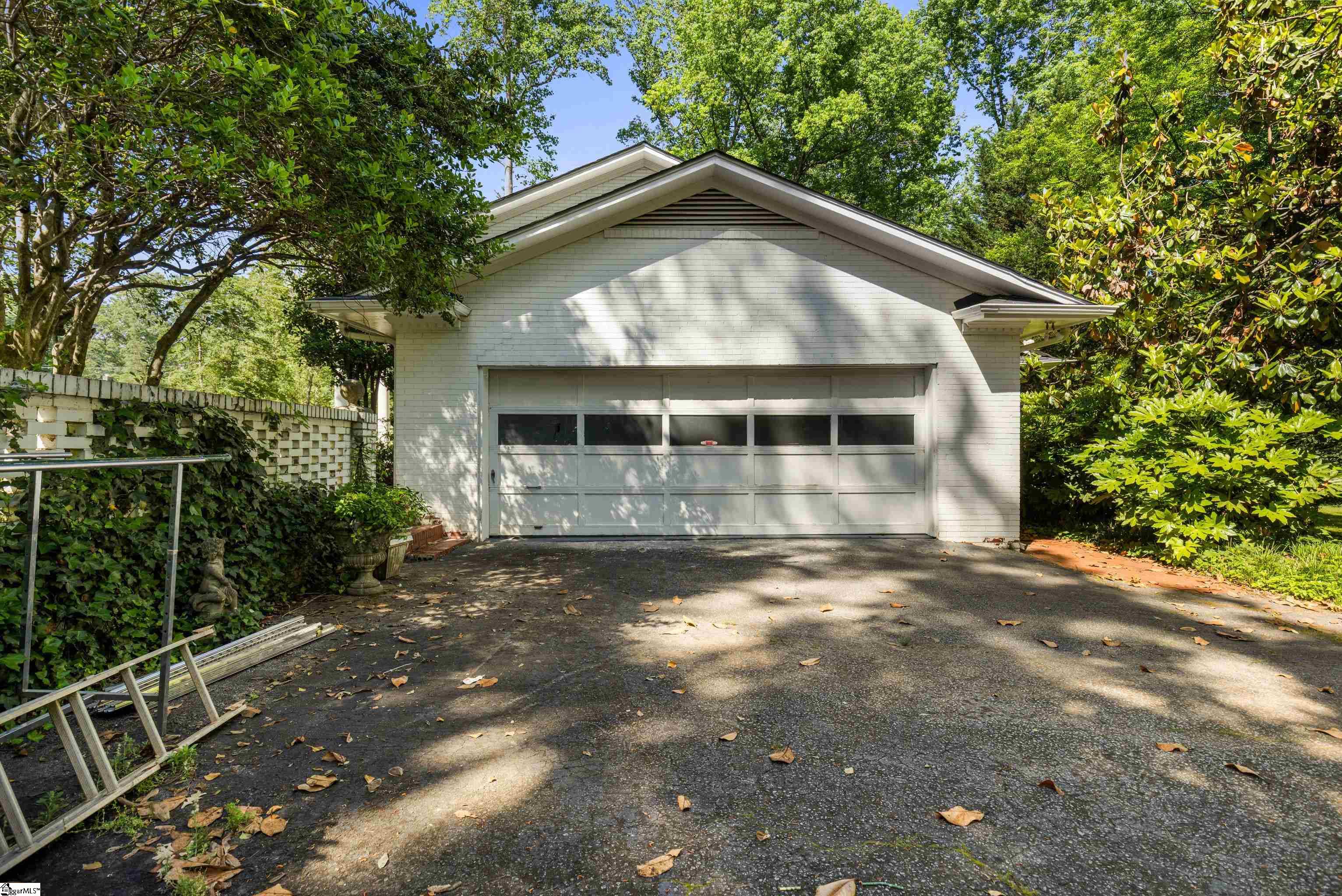 21 Kensington Road Greenville, SC 29617
