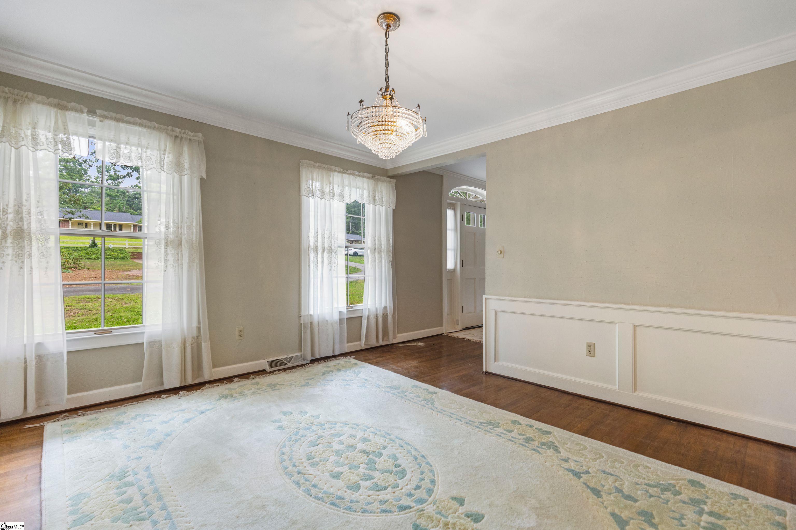 21 Kensington Road Greenville, SC 29617