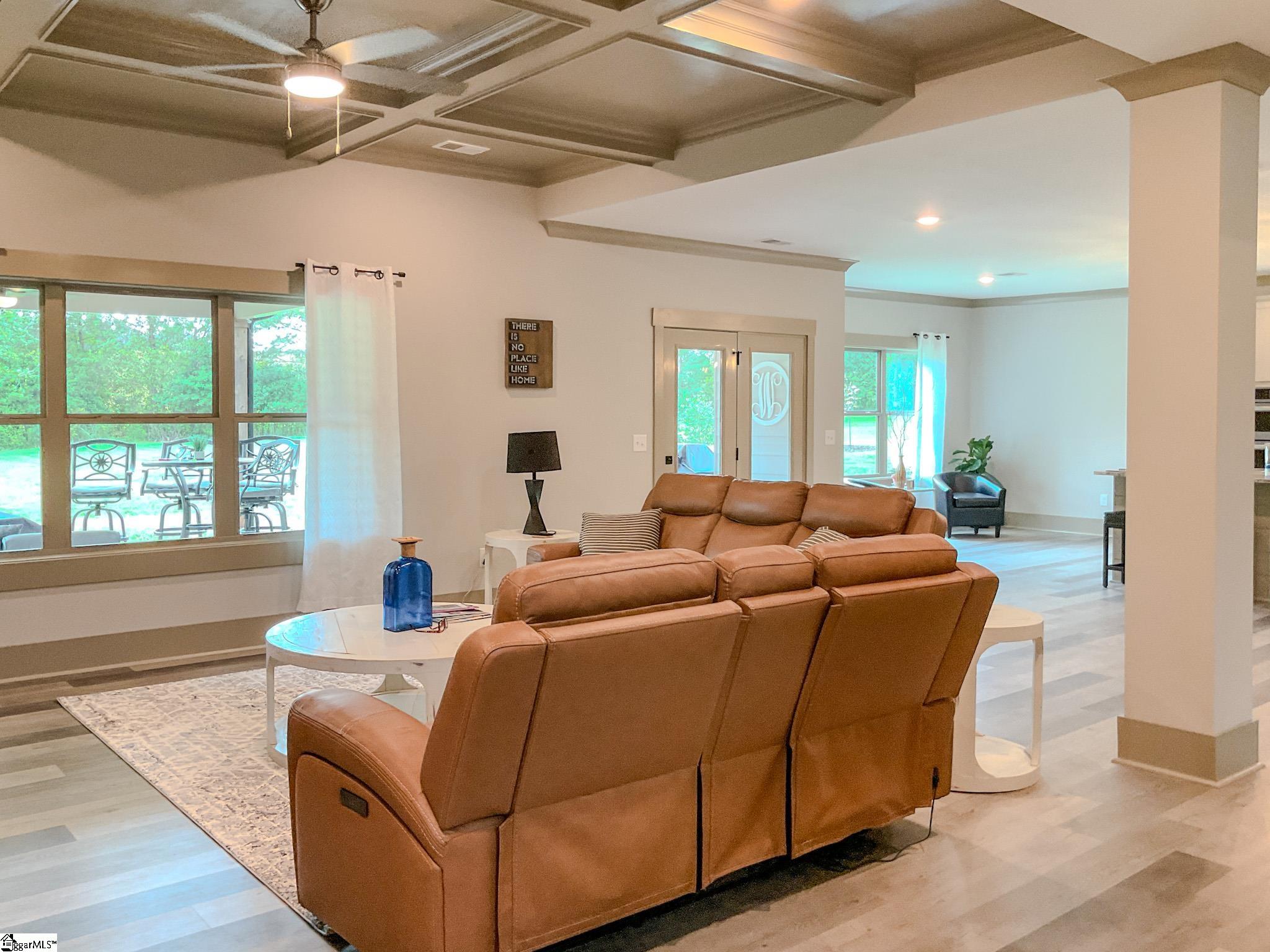17 Peyton Lane Simpsonville, SC 29681-4785