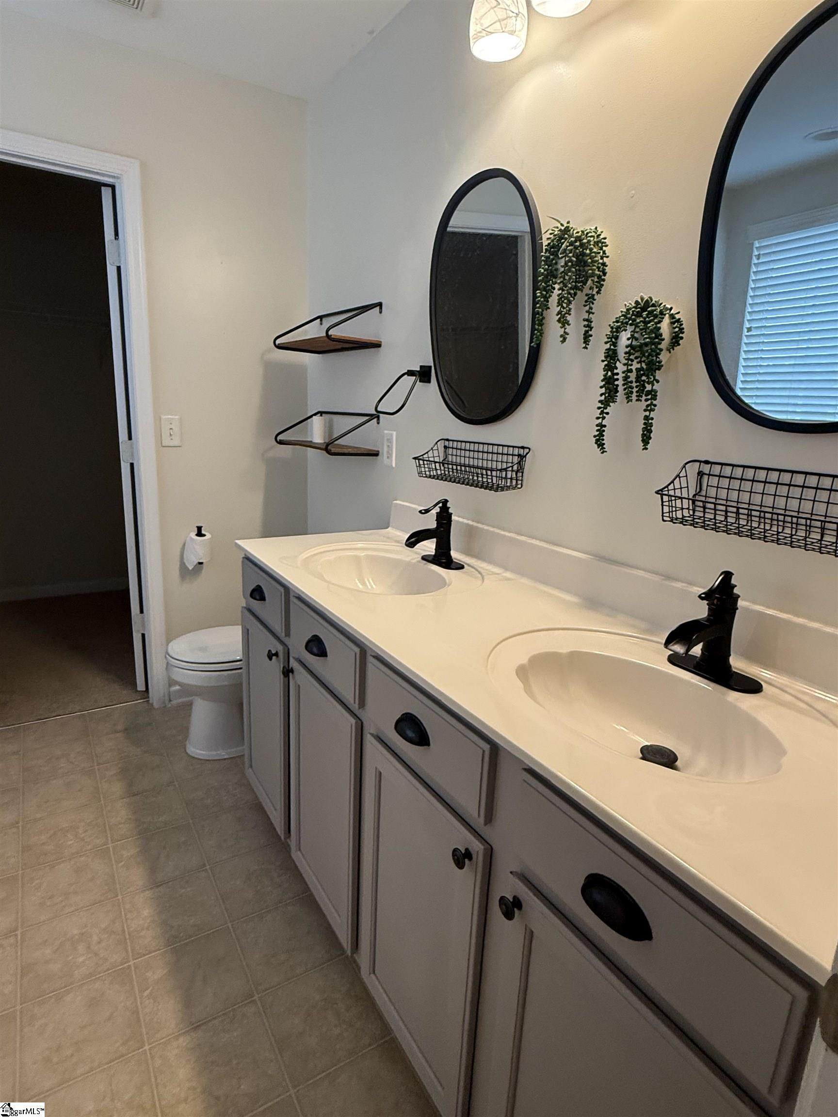 30 Chapel Hill Lane Simpsonville, SC 29681