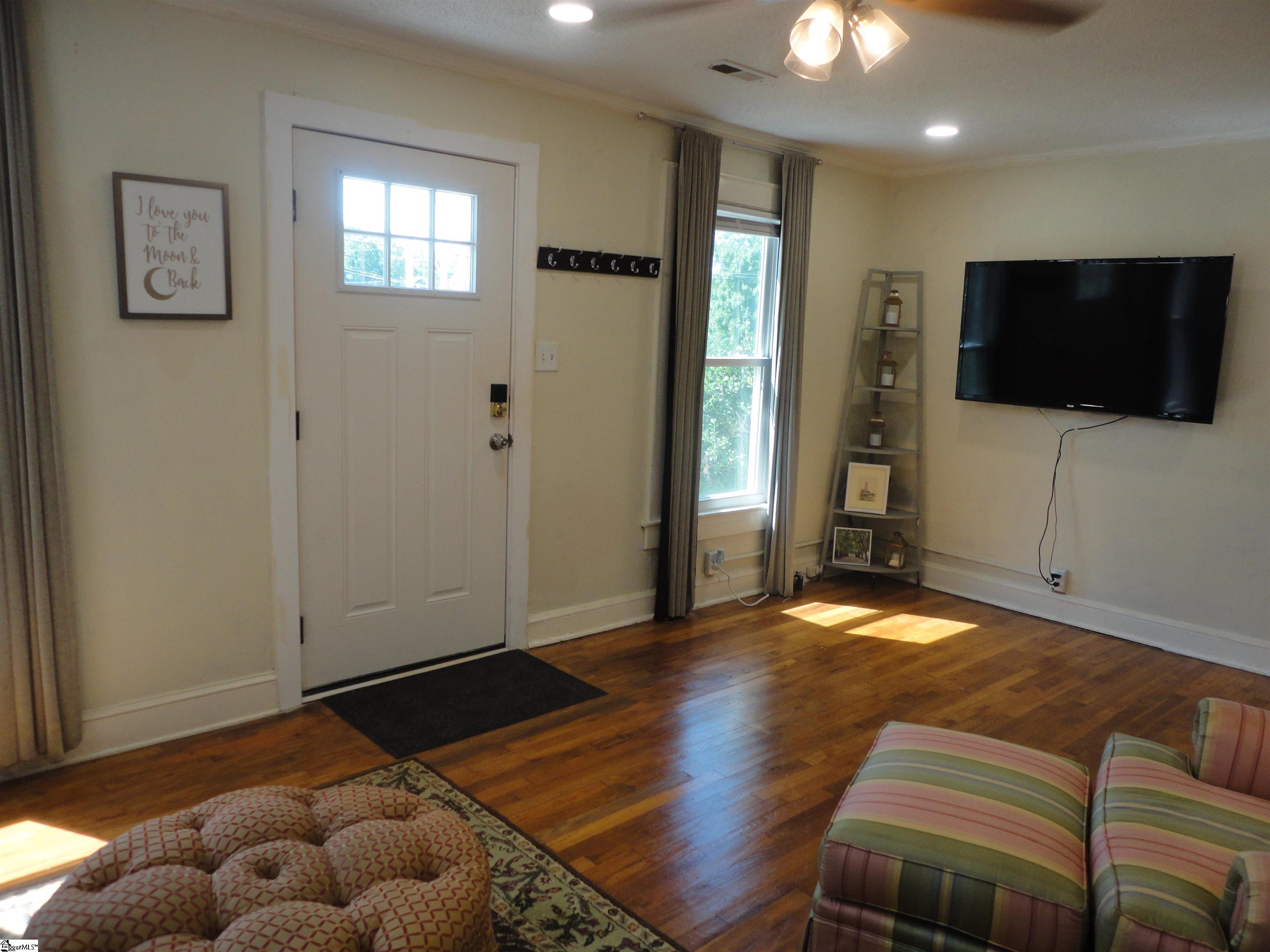 405 Perry Road Greenville, SC 29609